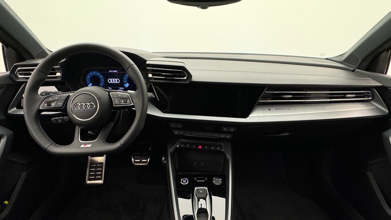 AUDI A3 Sportback TFSI 110 kW S line S tronic-image-5