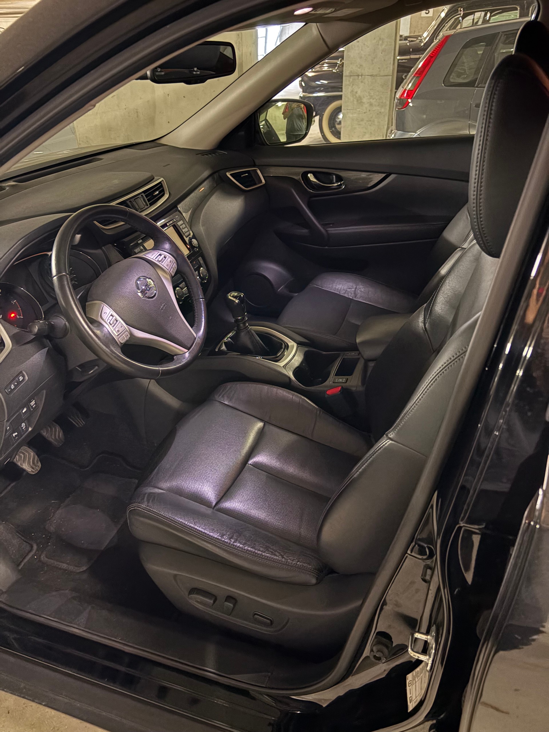 NISSAN X-TRAIL 1.6 Tekna dci-image-4