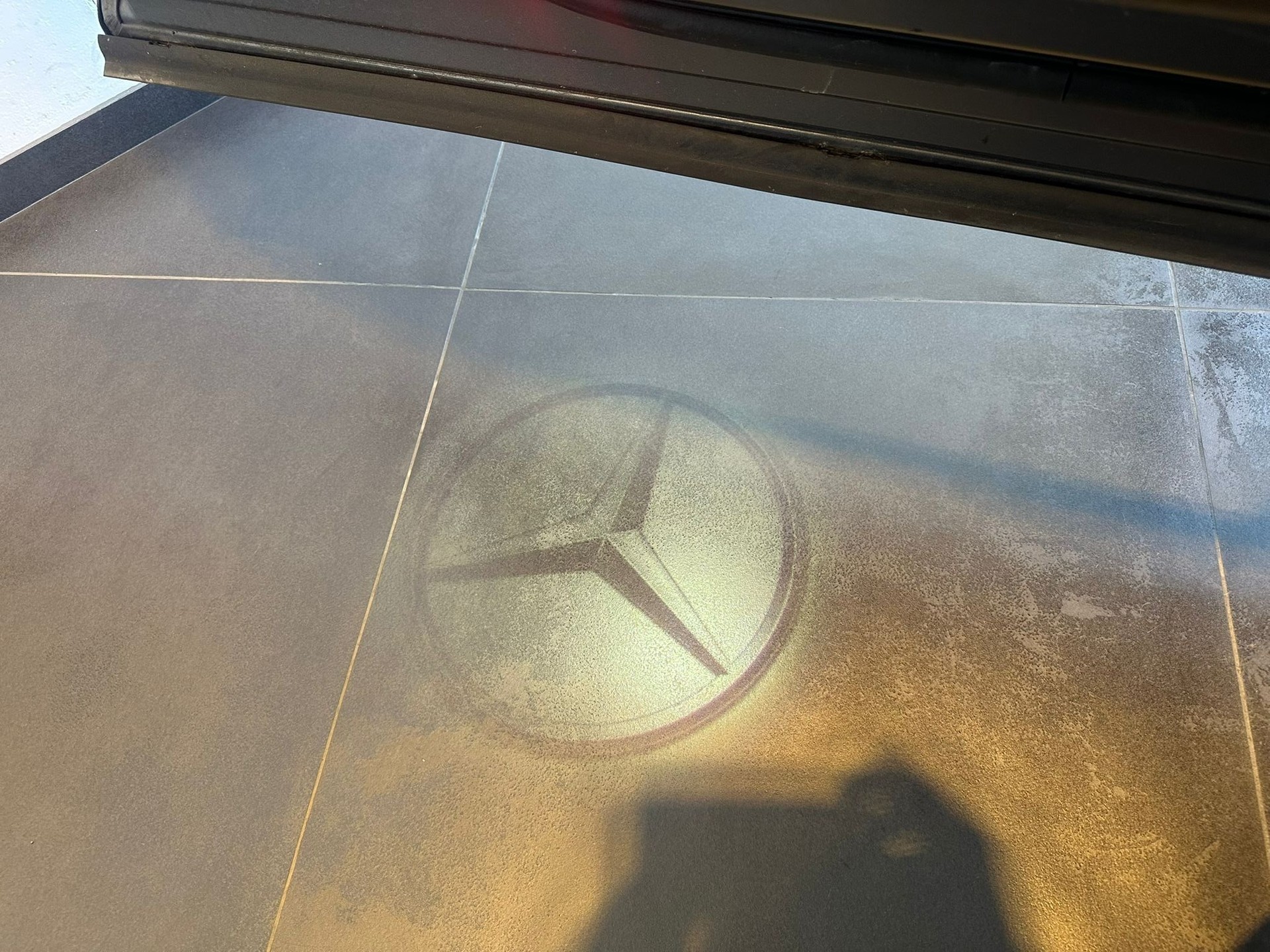 MERCEDES-BENZ GLA 250 4Matic 8G-DCT-image-21