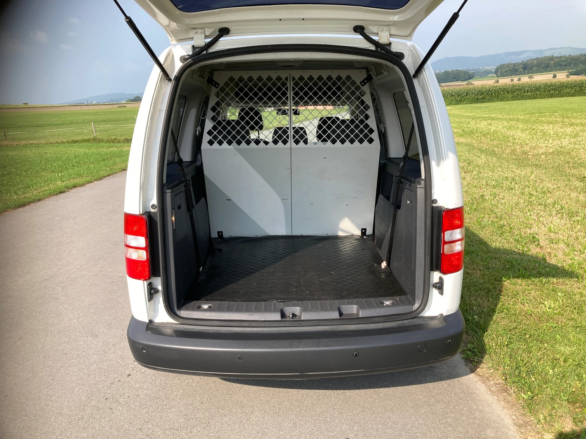 VW Caddy Maxi 1.6 TDI CR Blue Motion Trendline 7 Sitzer-image-5