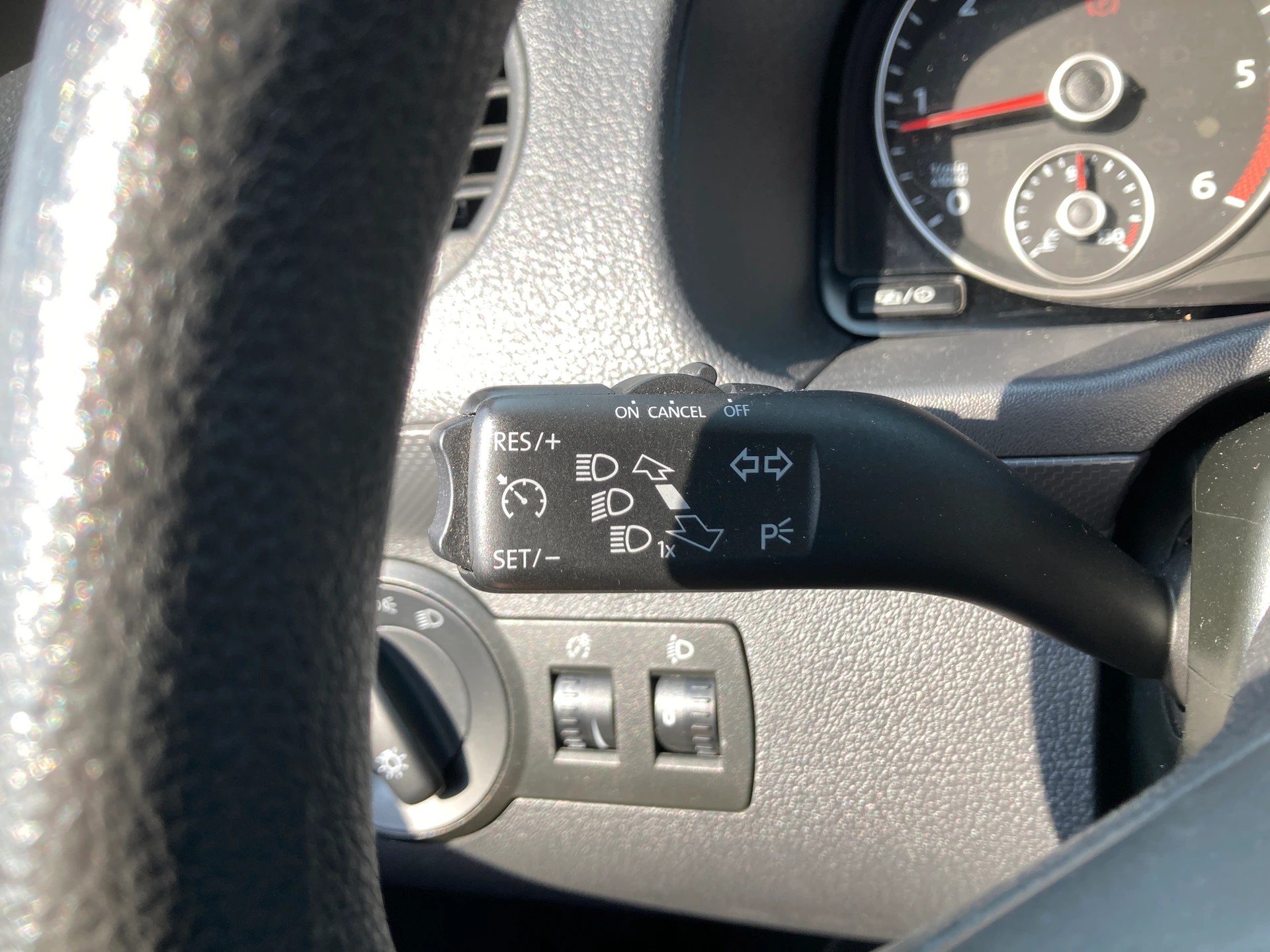 VW Caddy Maxi 1.6 TDI CR Blue Motion Trendline 7 Sitzer-image-11
