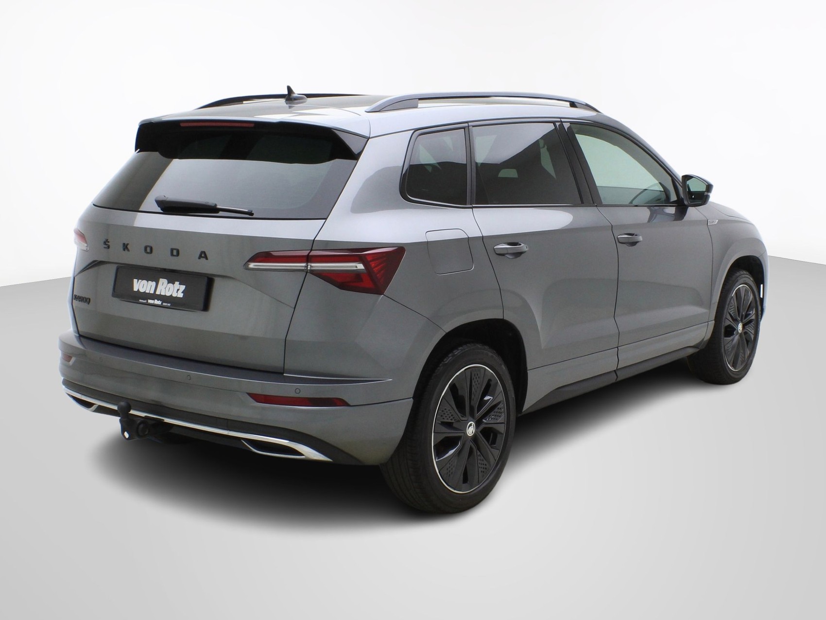SKODA Karoq 1.5 TSI DSG Sport Line-image-3