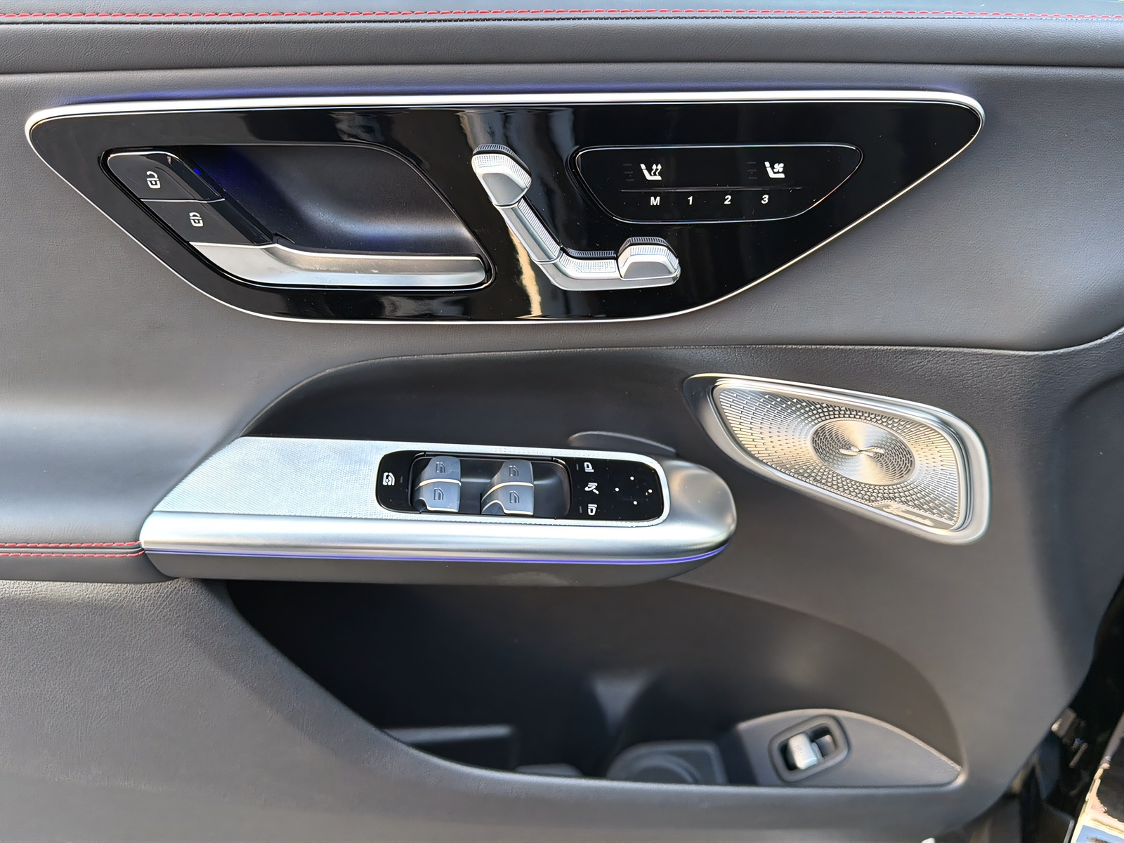 MERCEDES-BENZ GLC 43 4Matic Executive Edition-image-12
