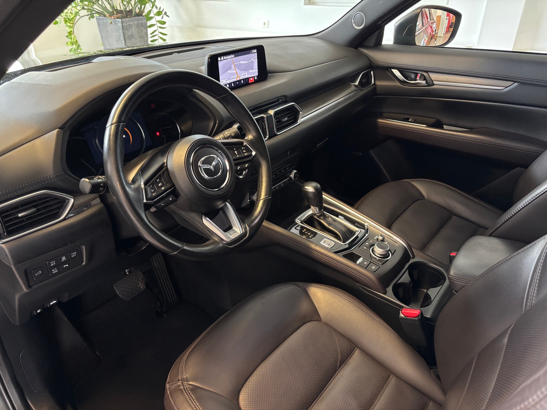 MAZDA CX-5 SKYACTIV-G 194 Revolution AWD Automat-image-4