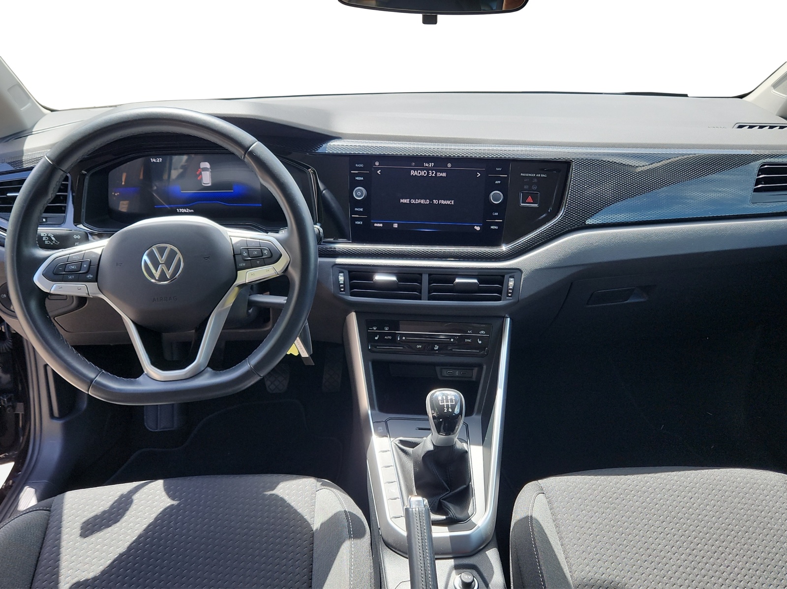 VW Polo 1.0 TSI Life-image-10