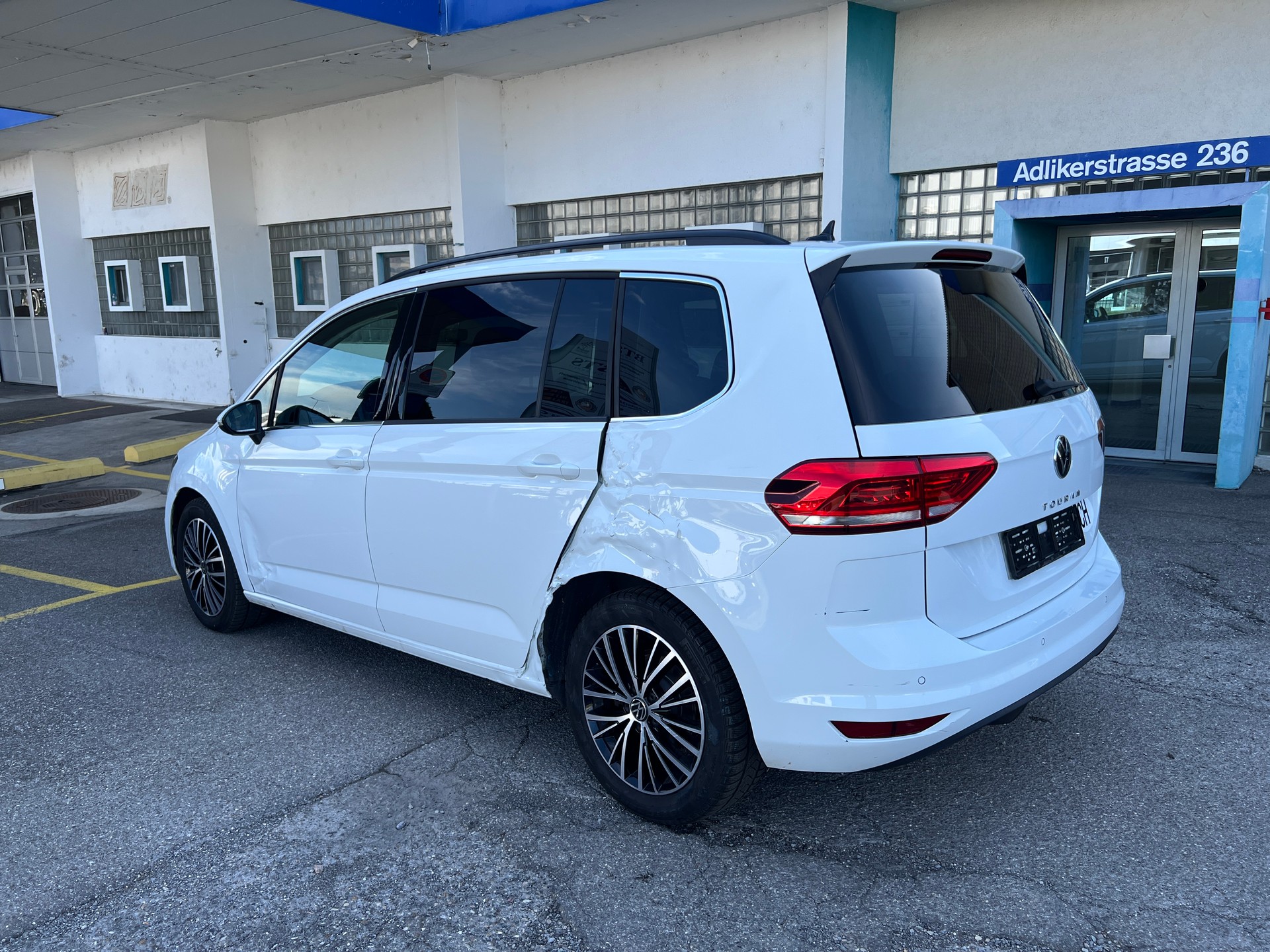 VW Touran 1.5 TSI EVO Comfortline DSG-image-6