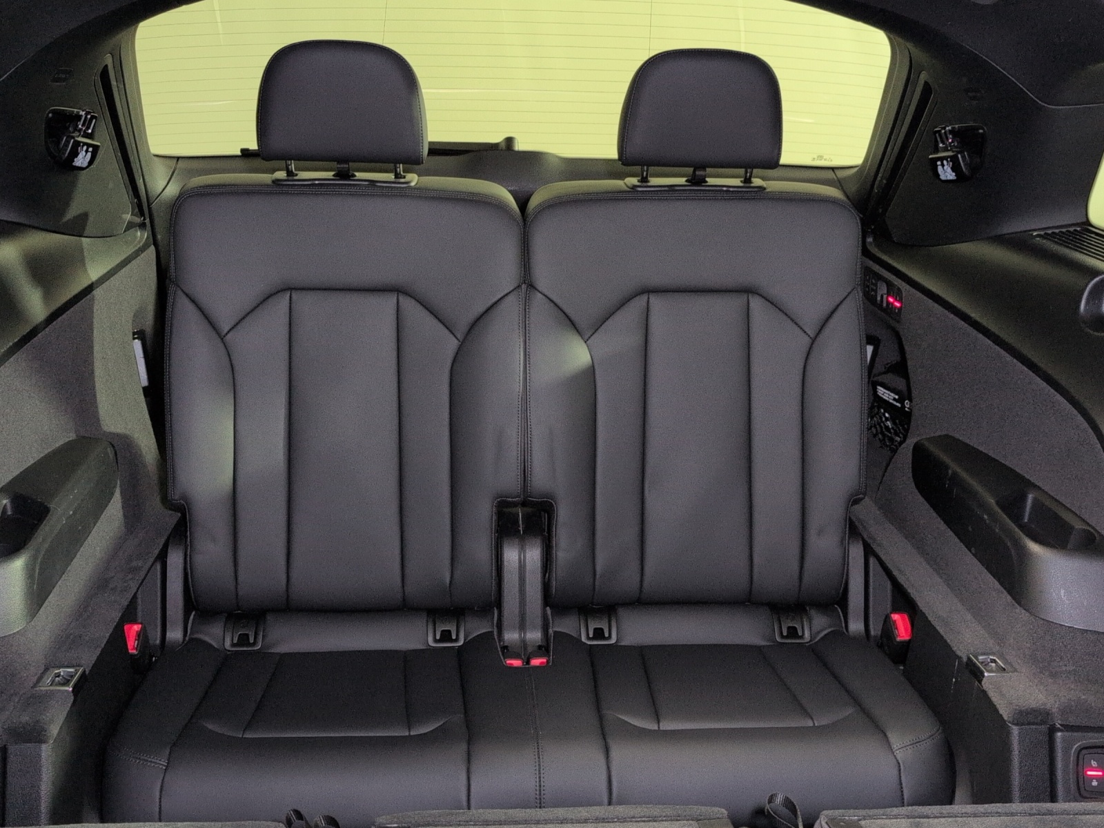 AUDI SQ7 TFSI quattro tiptronic-image-15
