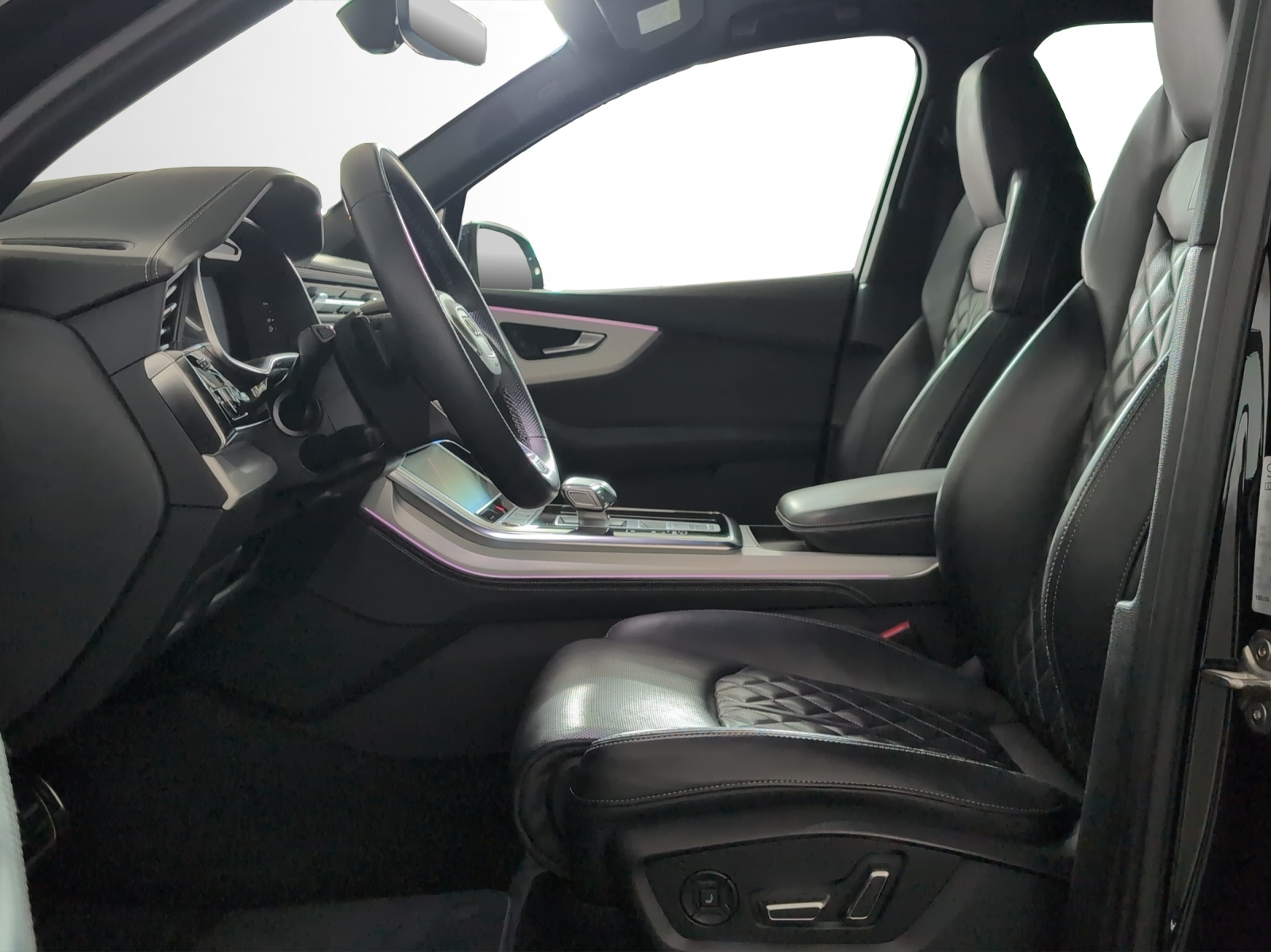 AUDI SQ7 TFSI quattro tiptronic-image-5