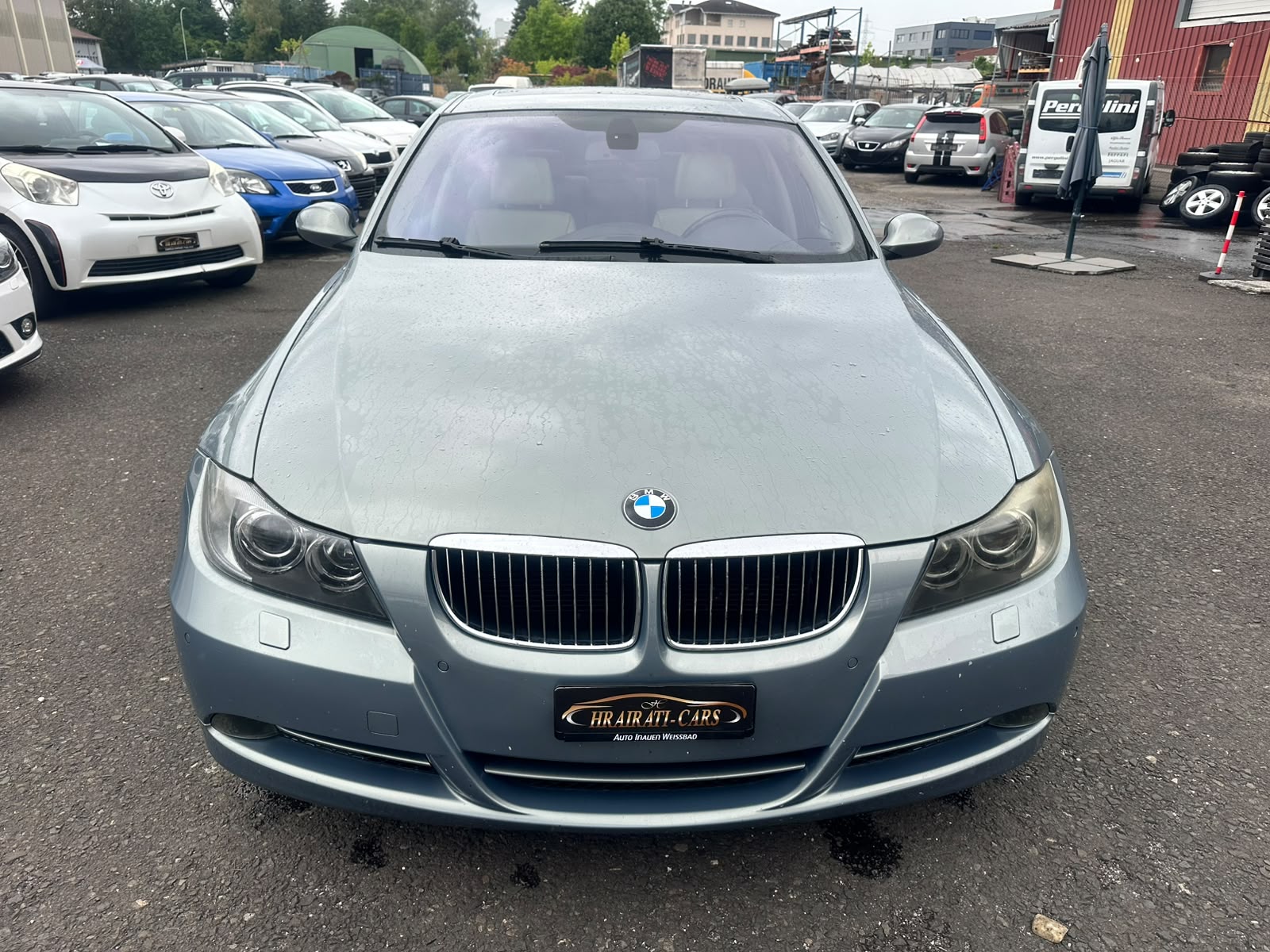 BMW 330i