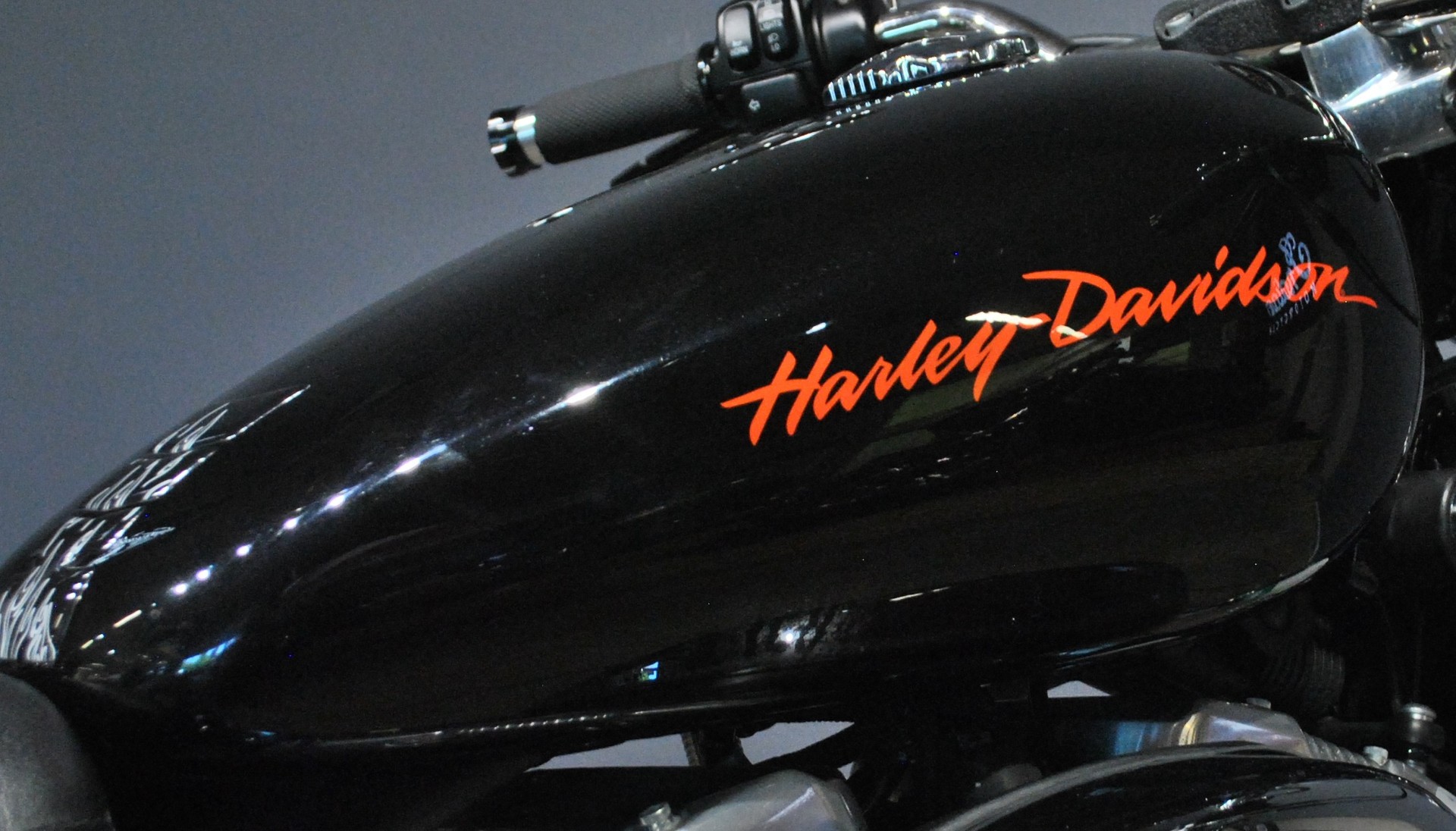 HARLEY-DAVIDSON XL 883 L Sportster Super Low-image-6