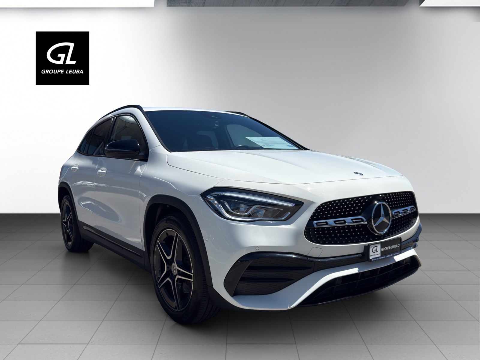 MERCEDES-BENZ GLA 220d AMG Line 4Matic-image-0
