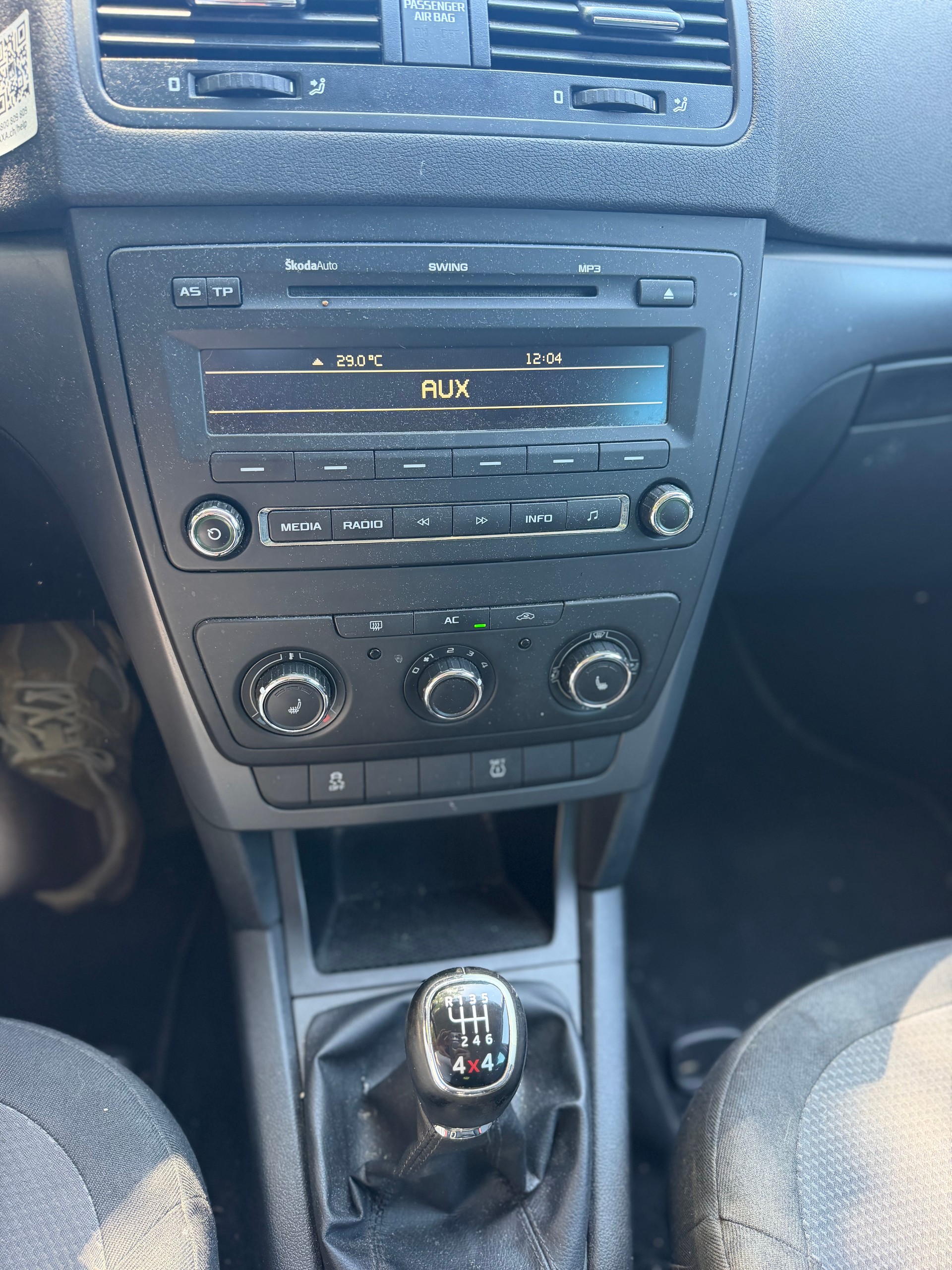 SKODA Yeti 2.0 TDI AllDrive 4x4-image-10