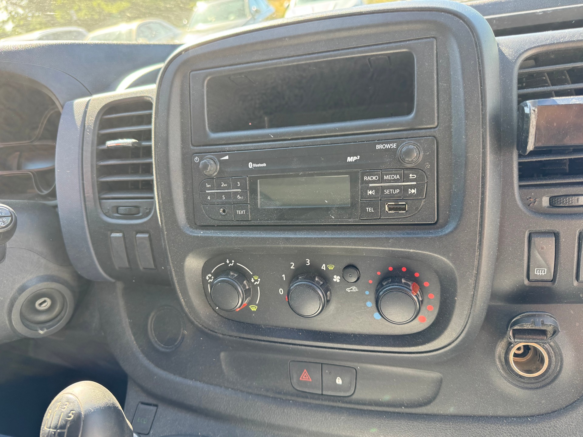 OPEL Vivaro 1.6 CDTI 2.7t L1H1-image-13