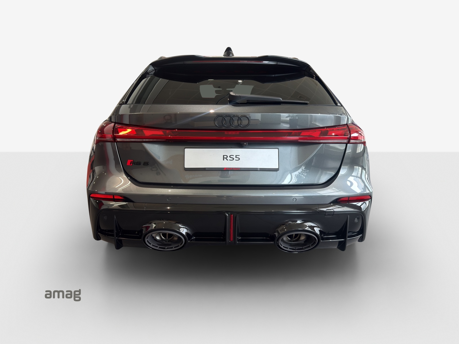 AUDI RS 5 Avant TFSI 470 kW Tiptronic quattro-image-3