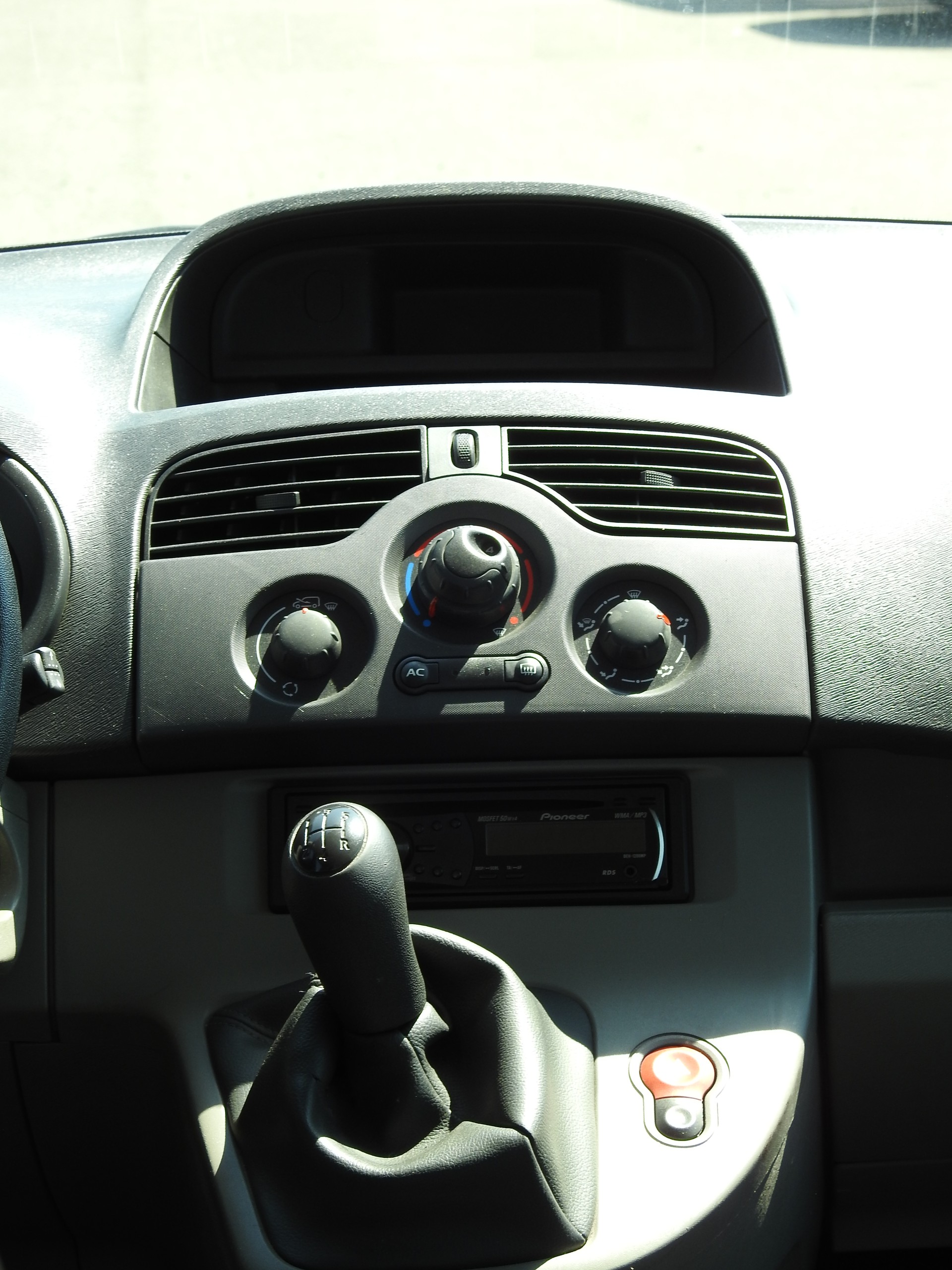 RENAULT Kangoo Express Compact 1.6 90-image-16