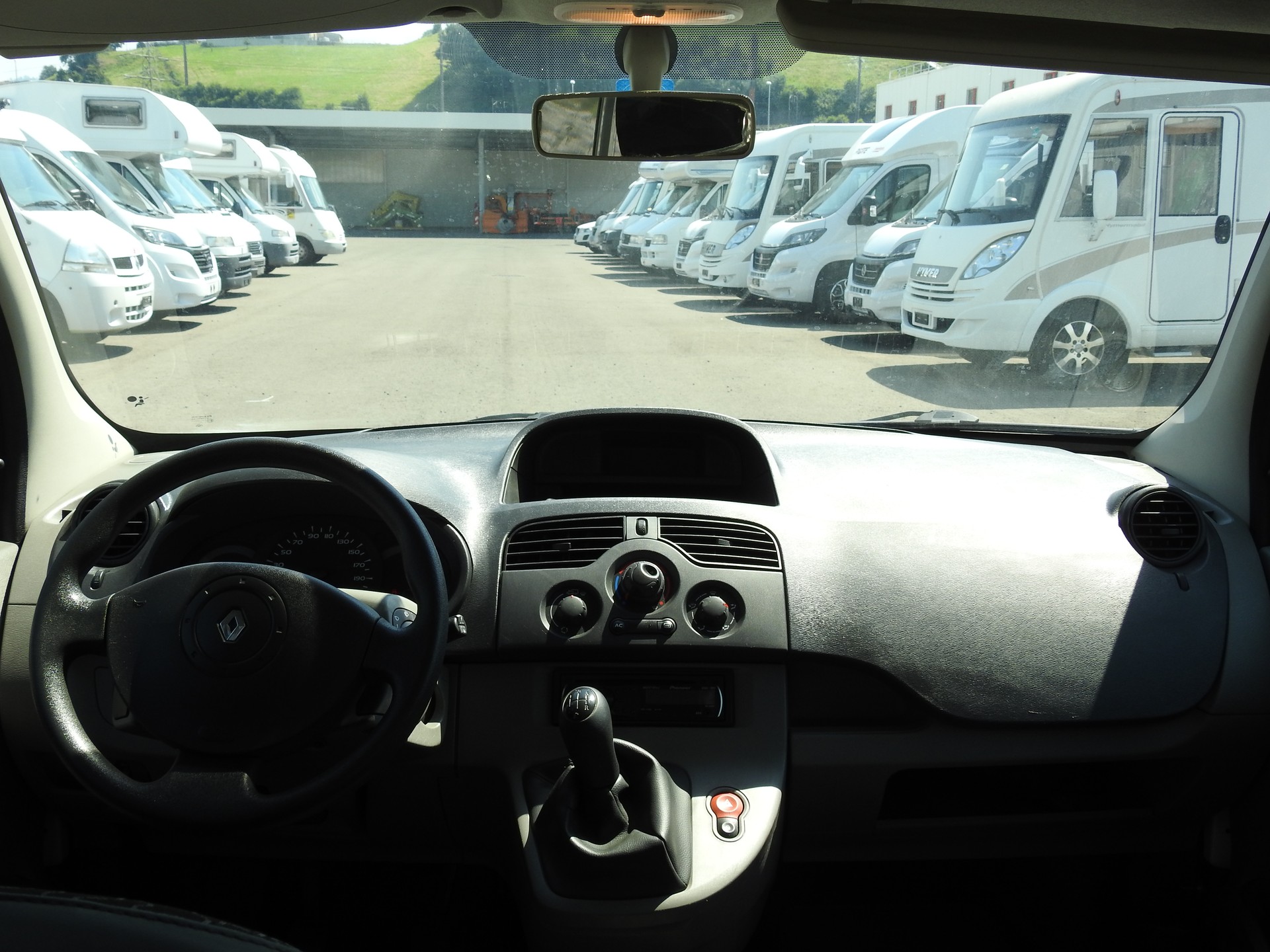 RENAULT Kangoo Express Compact 1.6 90-image-15