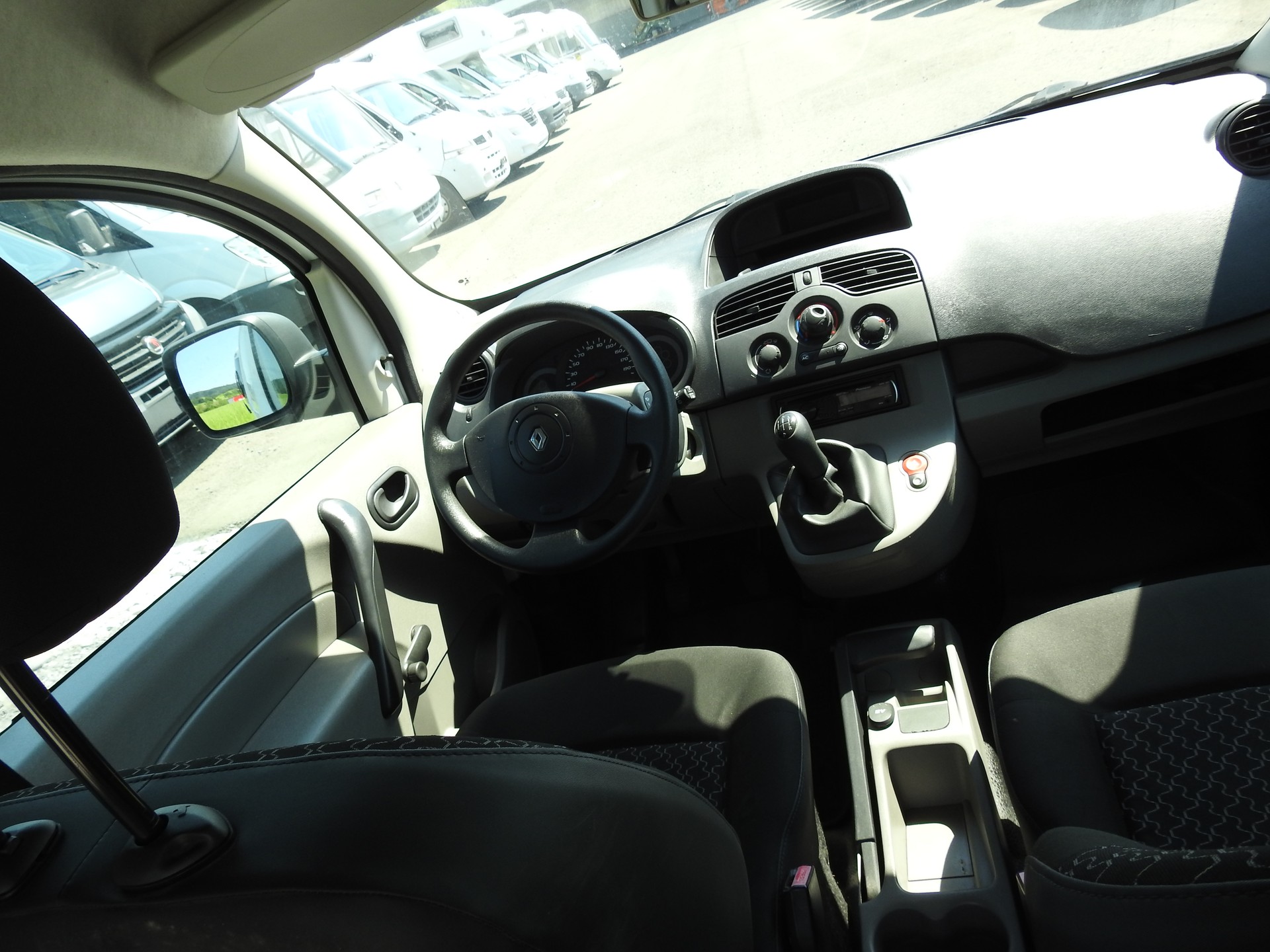 RENAULT Kangoo Express Compact 1.6 90-image-18