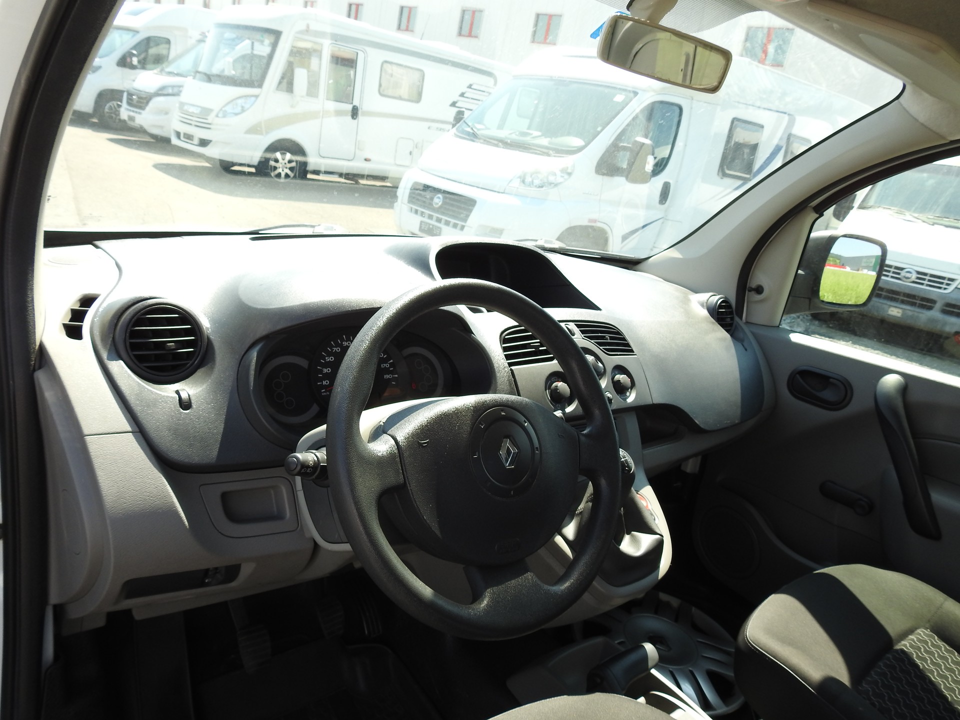 RENAULT Kangoo Express Compact 1.6 90-image-13