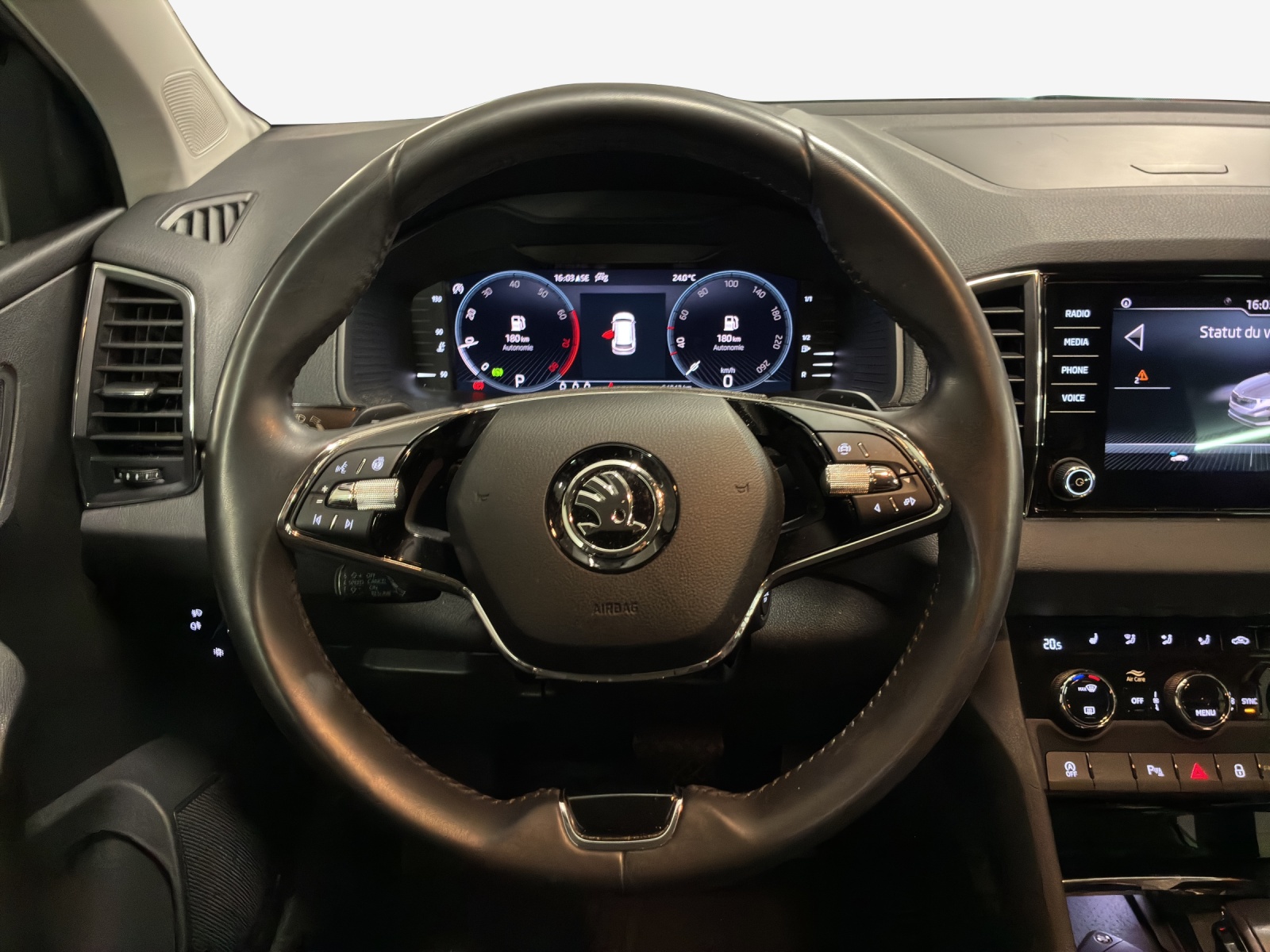 SKODA Karoq 1.5 TSI Ambition DSG-image-9