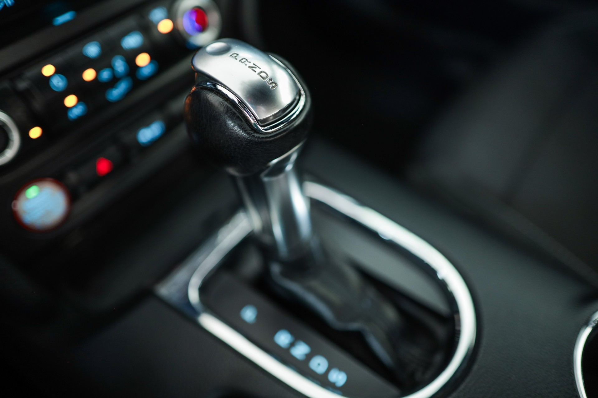 FORD Mustang Fastback 3.7 Automat-image-14