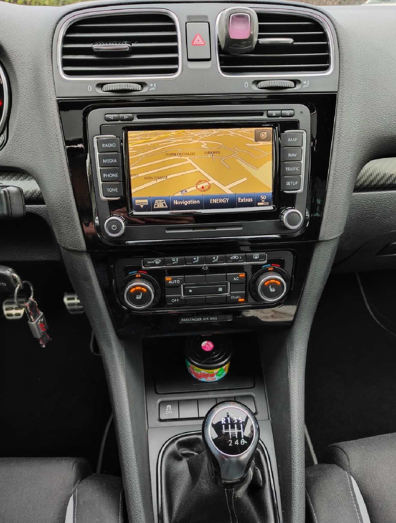 VW 2.0 TSI R 4motion-image-5