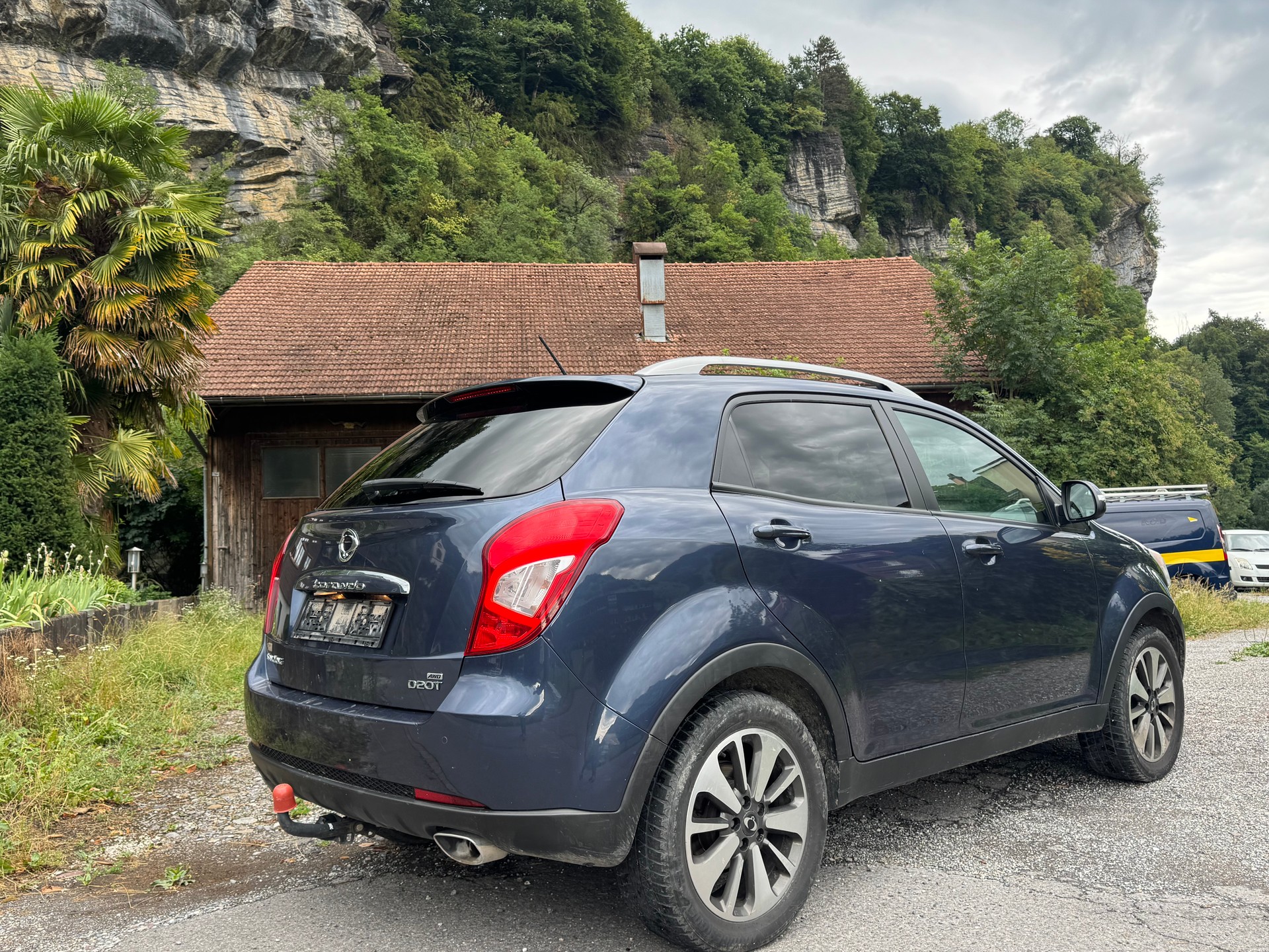 KGM-SsangYong Korando 2.0 e-XDI Sapphire 4WD-image-3