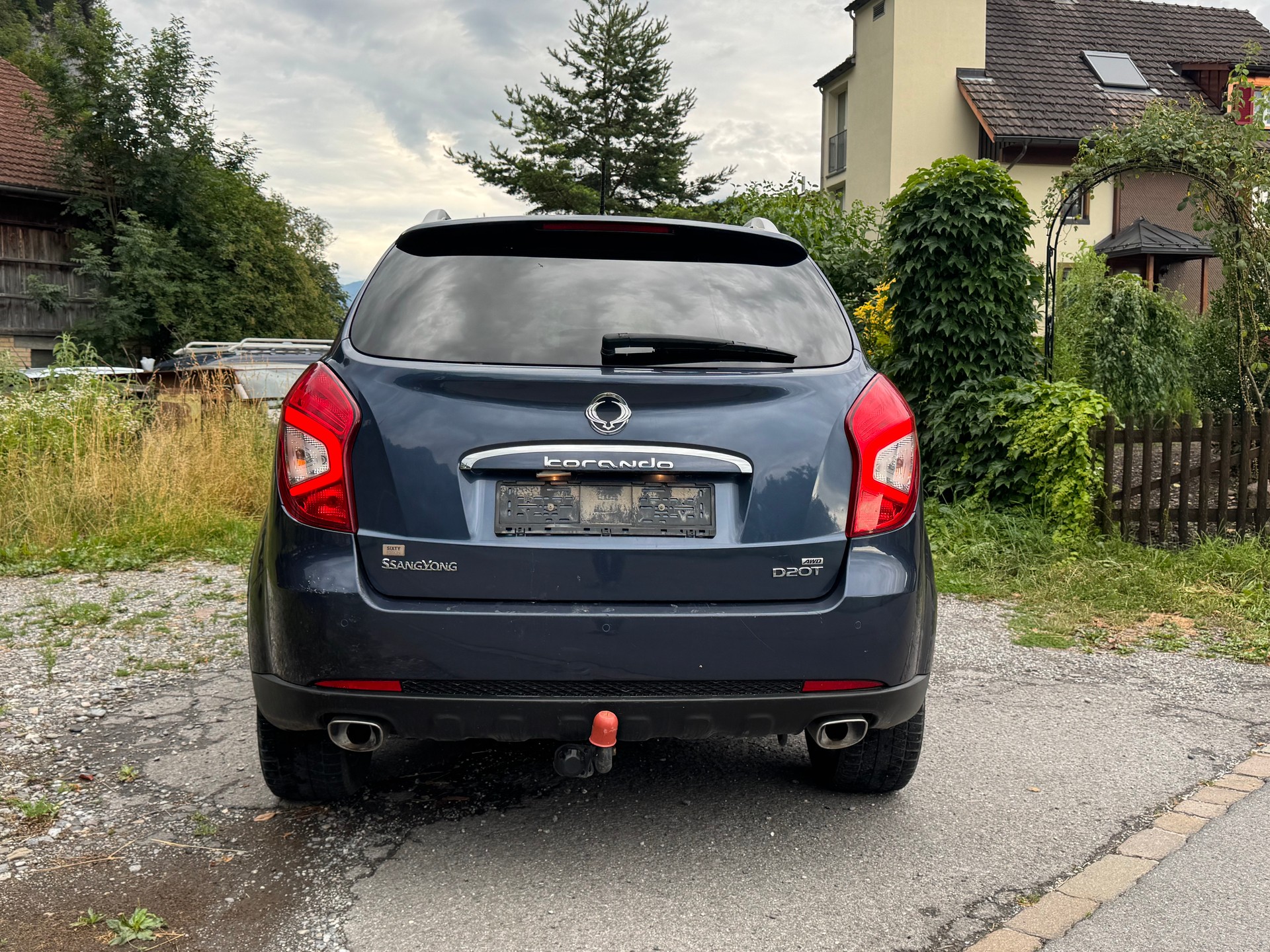 KGM-SsangYong Korando 2.0 e-XDI Sapphire 4WD-image-4
