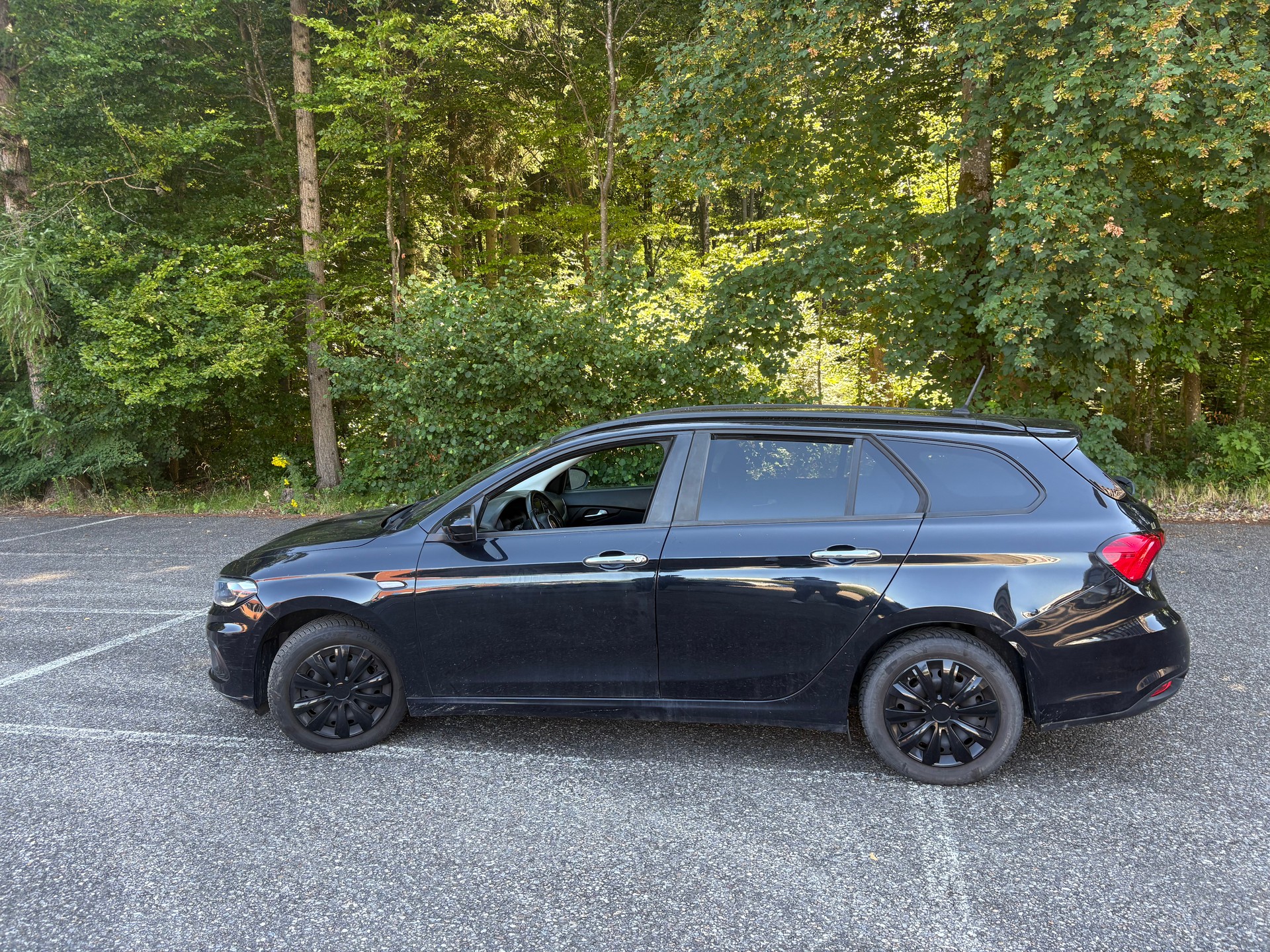FIAT Tipo 1.4TJet Station Wagon S-Design-image-13