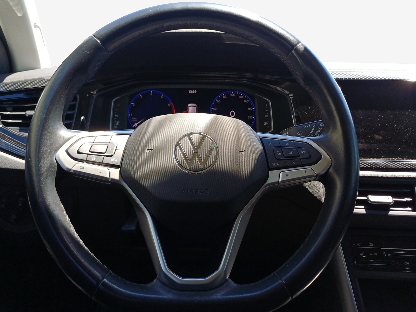 VW Taigo 1.0 TSI Life DSG-image-9