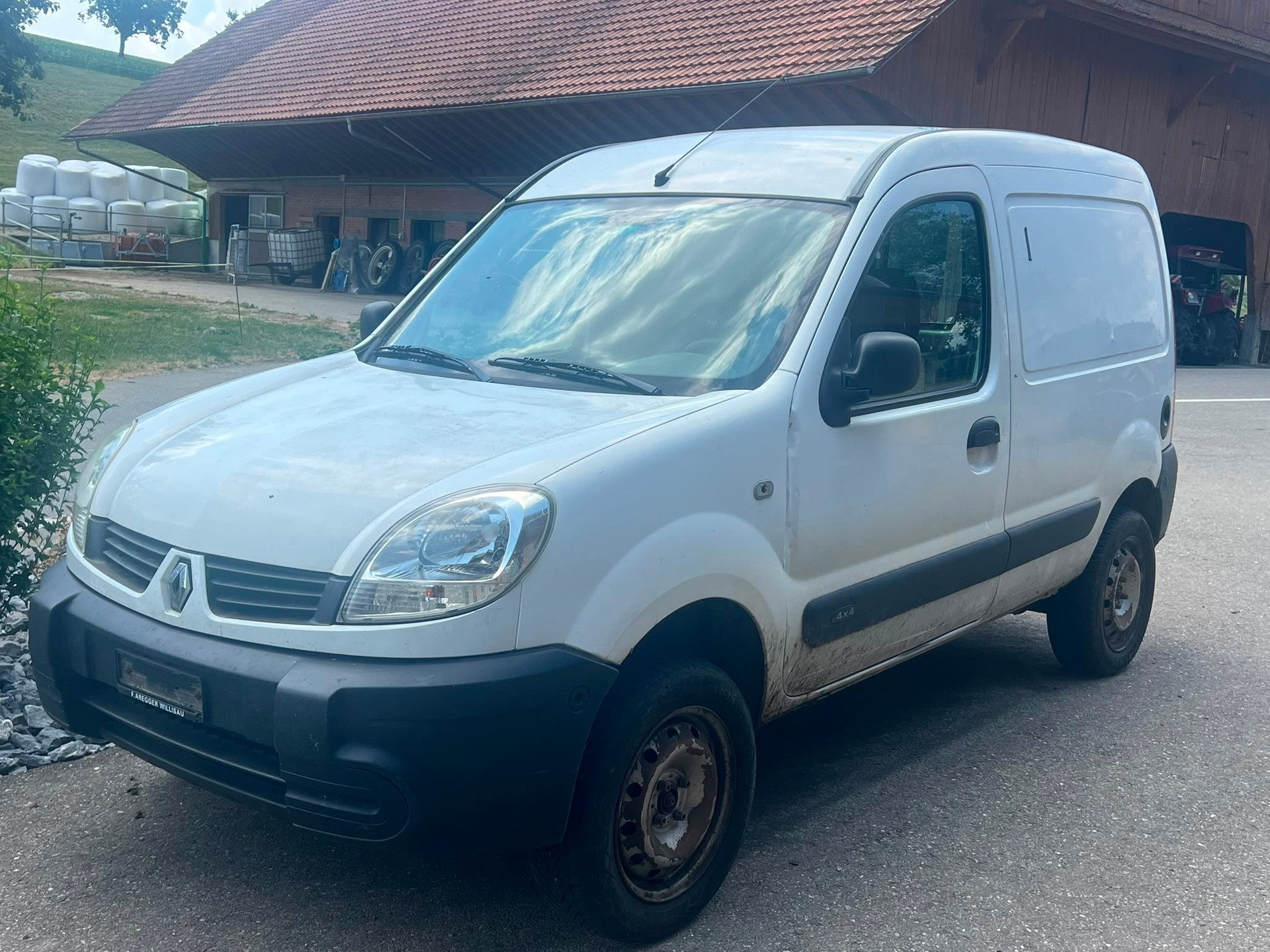 RENAULT Kangoo 1.6 16V 4x4-image-0