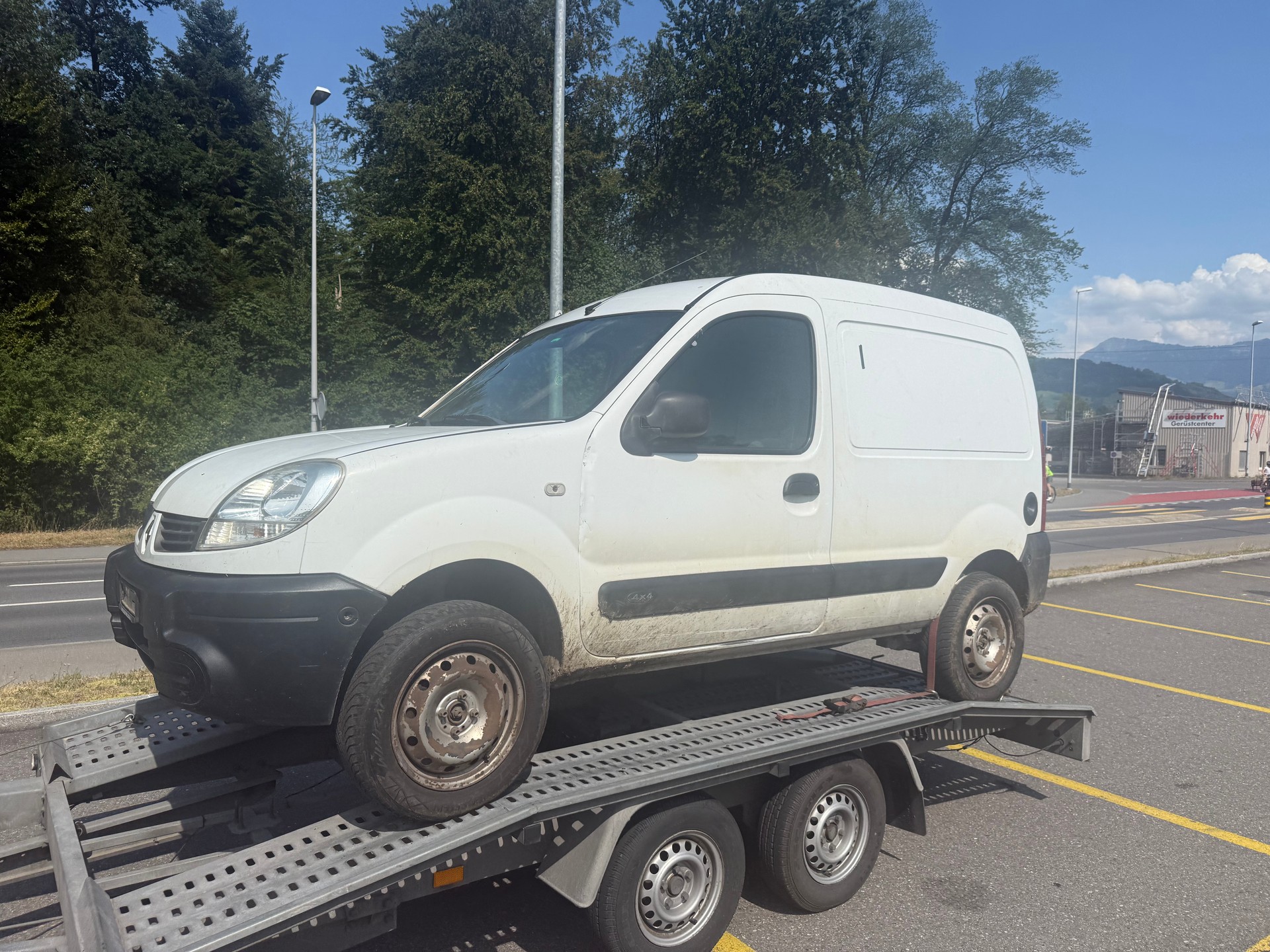 RENAULT Kangoo 1.6 16V 4x4-image-2