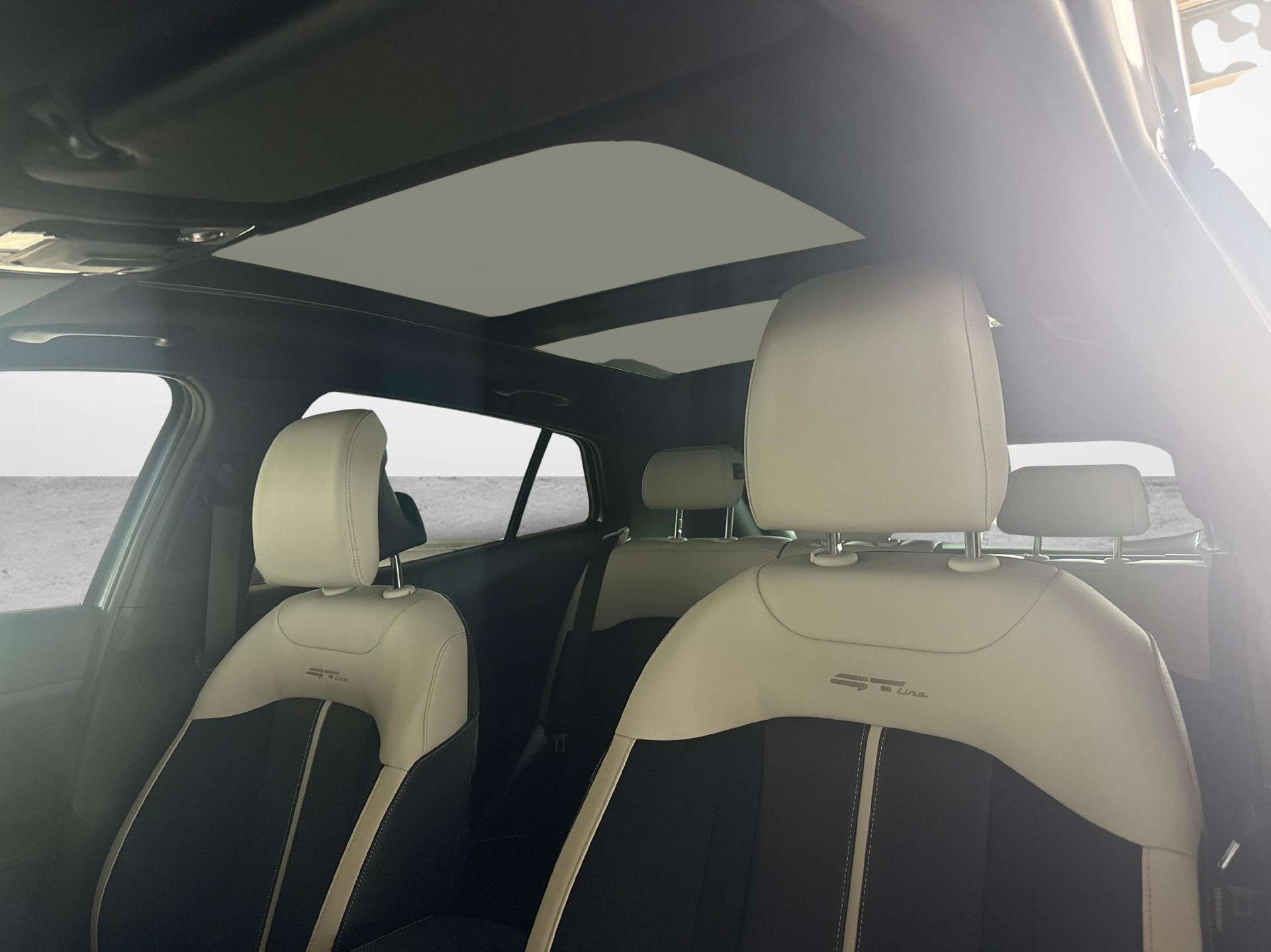 KIA Sportage 1.6 T-GDi PHEV GT-Line-image-10