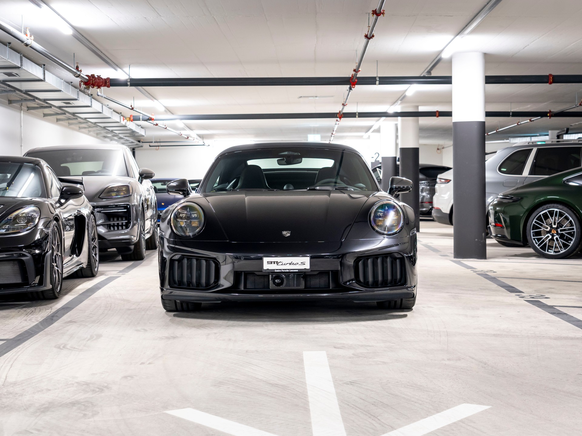PORSCHE 911 Turbo S Cabriolet PDK-image-7