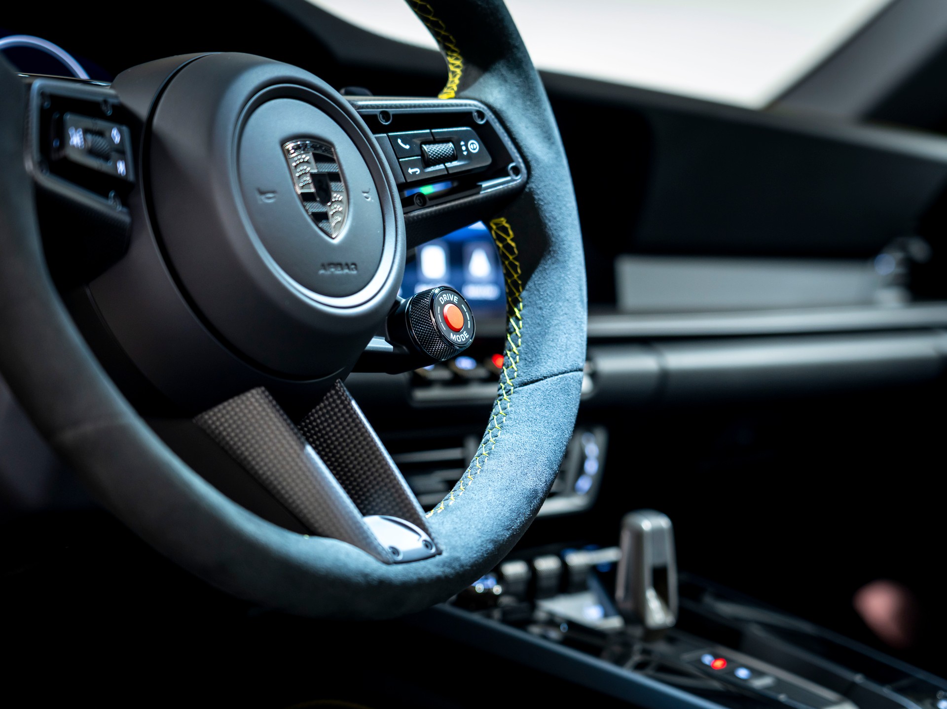 PORSCHE 911 Turbo S Cabriolet PDK-image-15