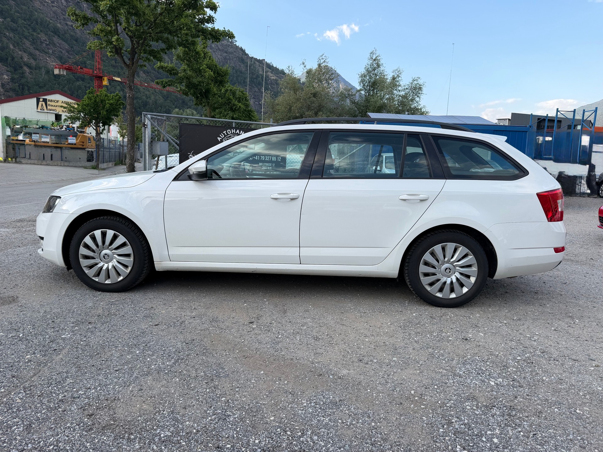 SKODA Octavia Combi 2.0 TDI Ambition 4x4 DSG-image-1
