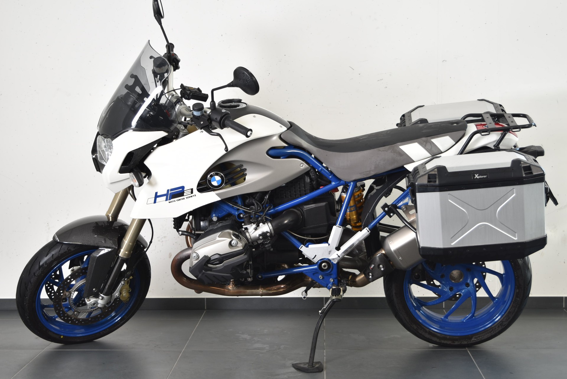 BMW HP2 Megamoto