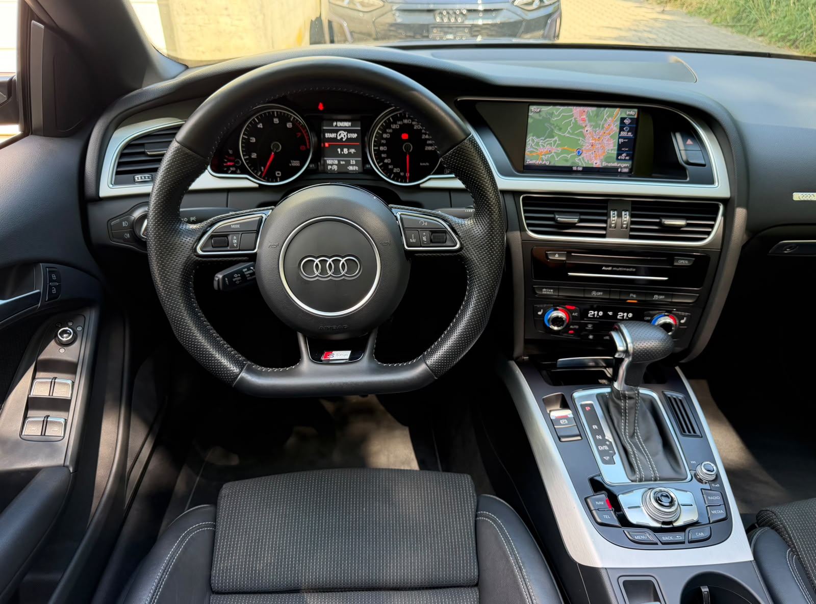 AUDI A5 Cabriolet 1.8 TFSI multitronic-image-18