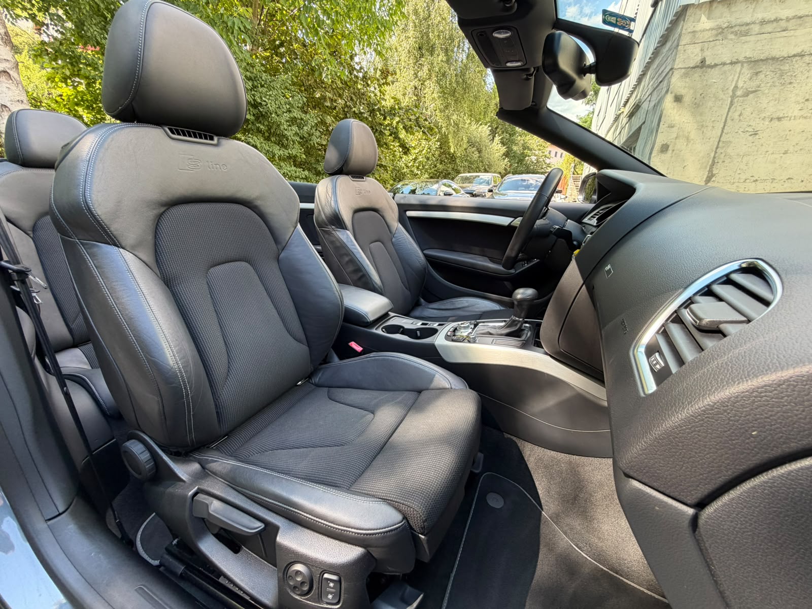 AUDI A5 Cabriolet 1.8 TFSI multitronic-image-21