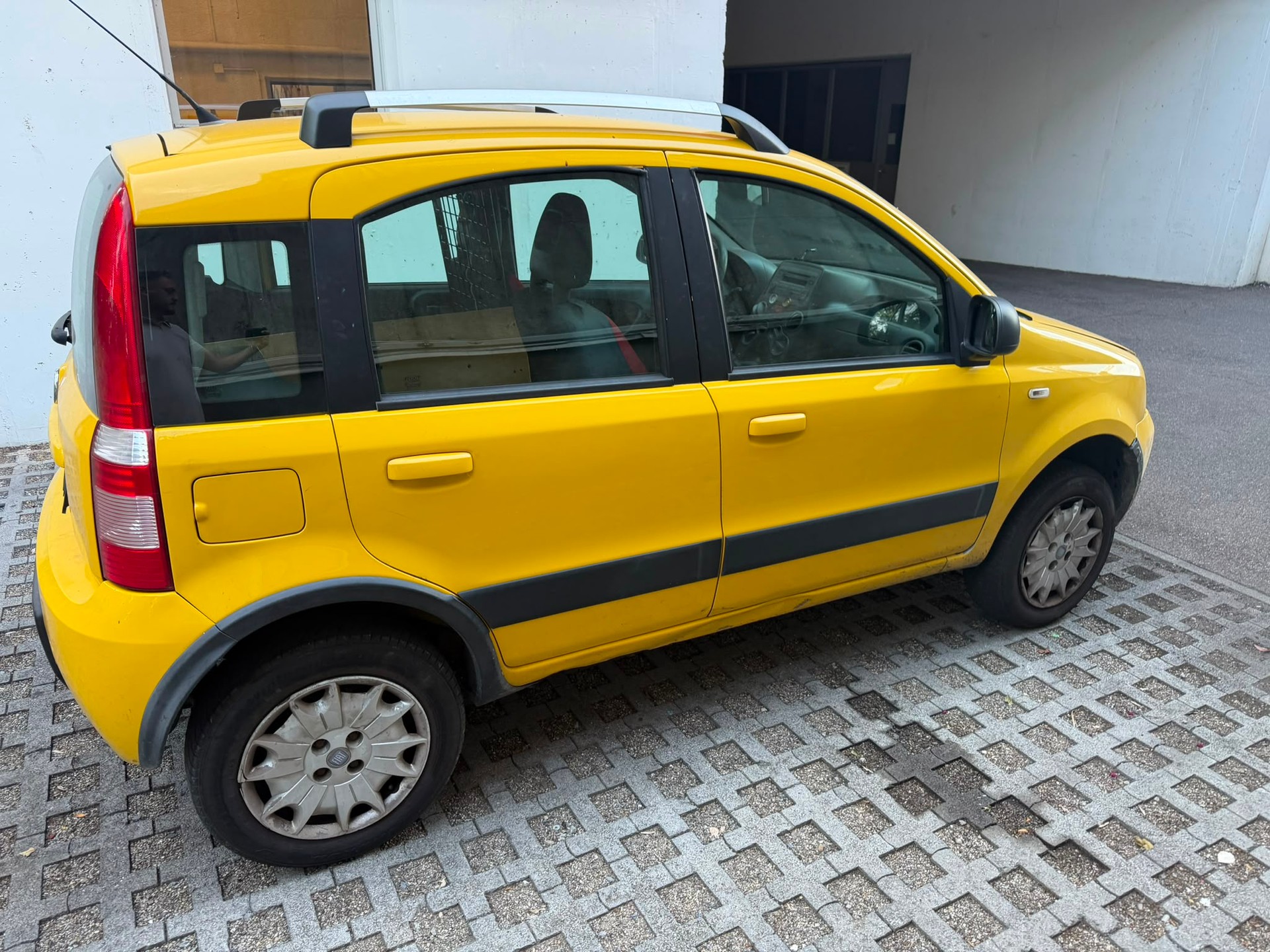 FIAT Panda Van 1.2i Trekking 4x4 Lieferwagen Export-image-3