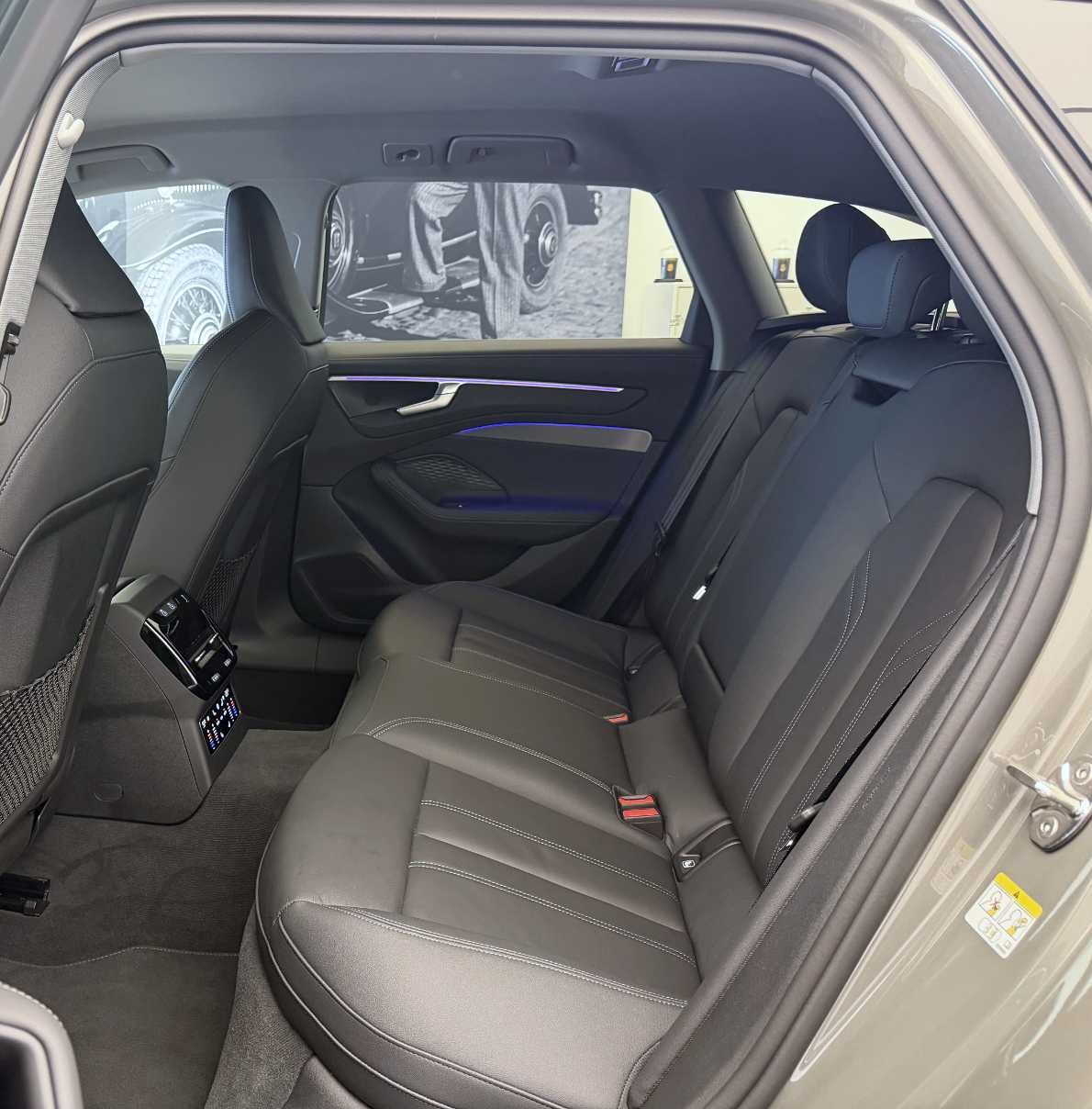 AUDI A6 Avant TDI quattro 150 kW S tronic-image-19