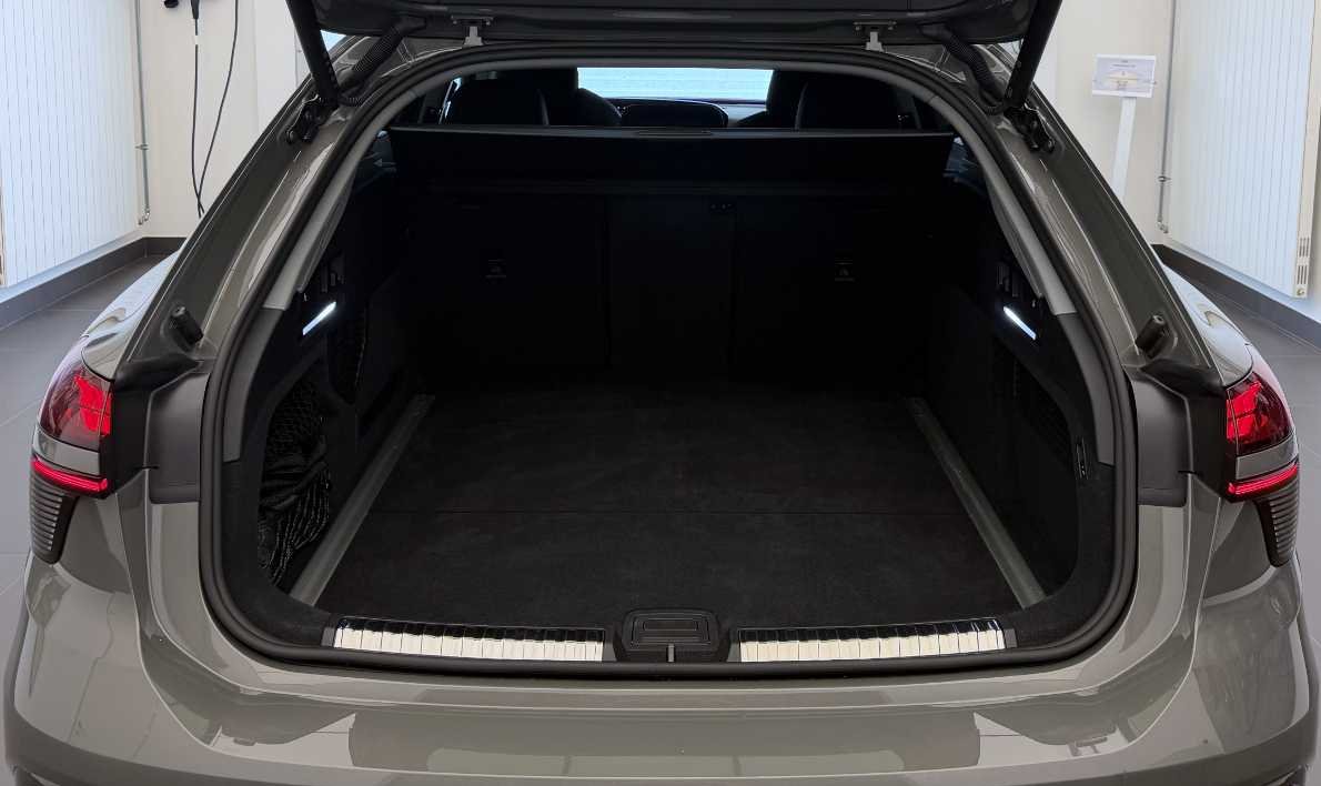 AUDI A6 Avant TDI quattro 150 kW S tronic-image-21