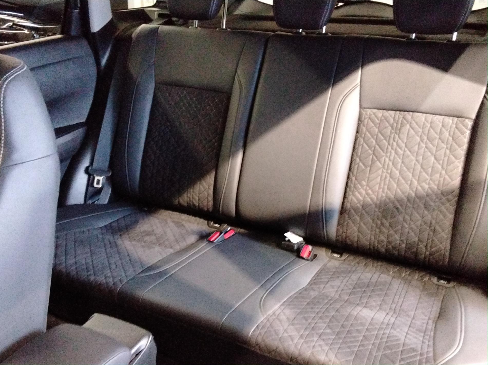 SUZUKI Vitara 1.5 Compact Top Hybrid 4x4-image-10
