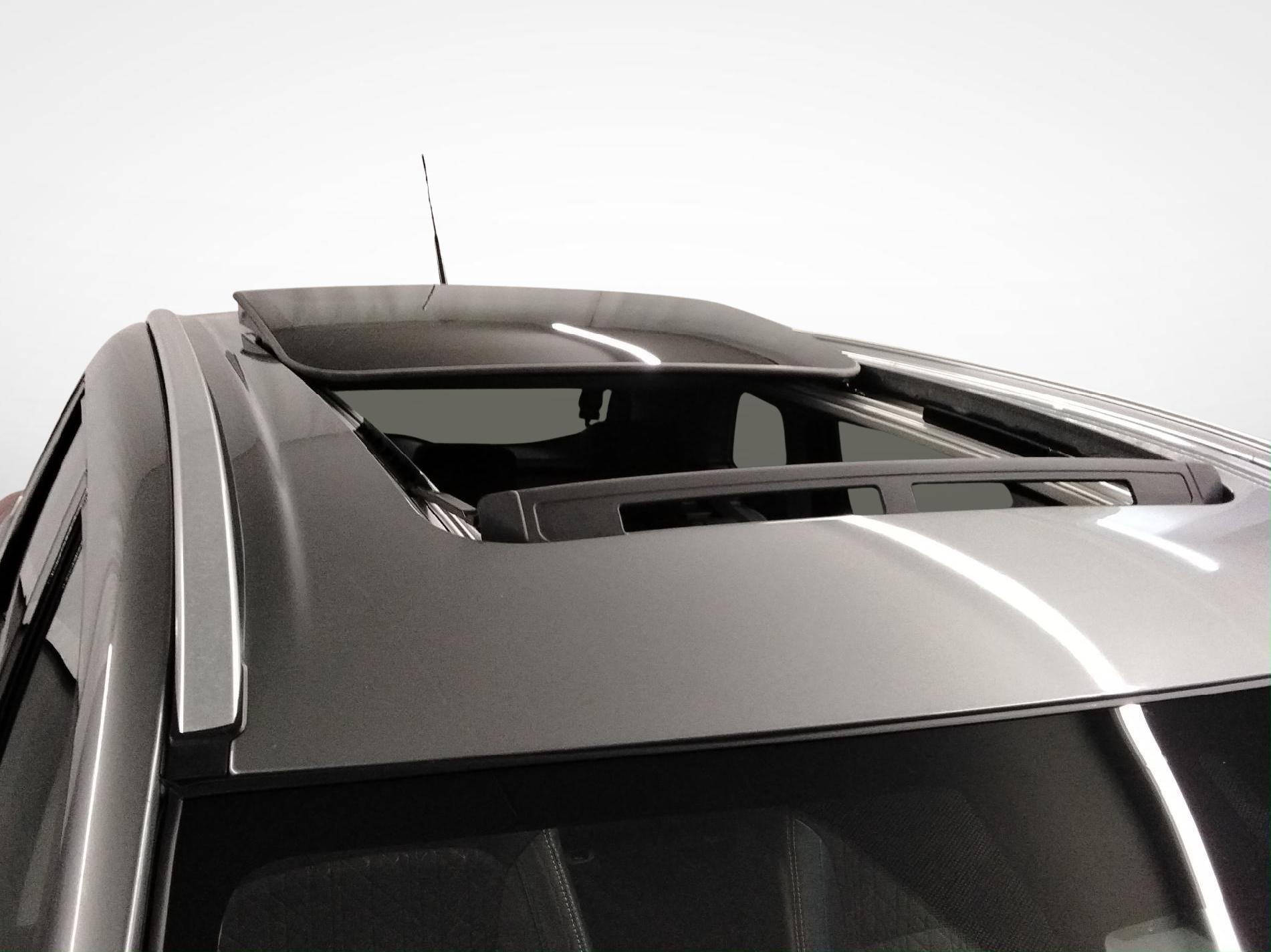 SUZUKI Vitara 1.5 Compact Top Hybrid 4x4-image-12