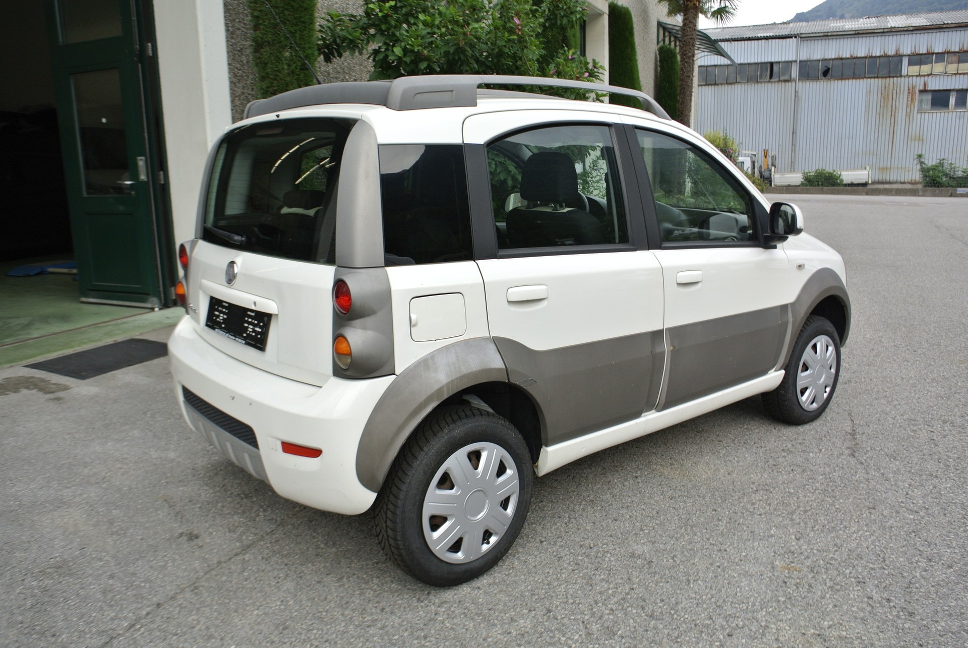 FIAT Panda 1.3 16V JTD Cross 4x4-image-5
