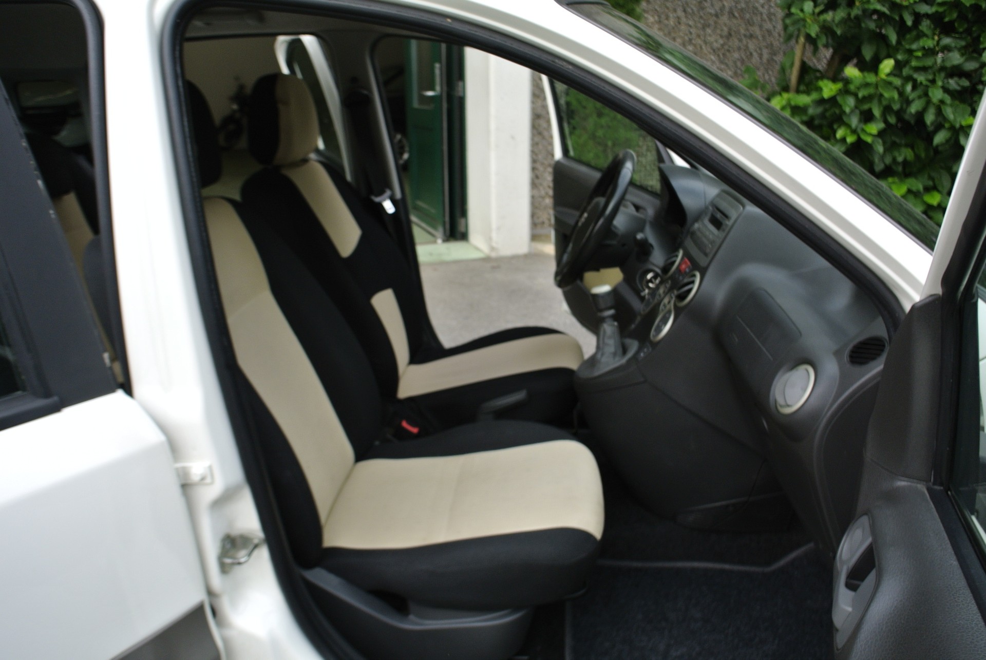 FIAT Panda 1.3 16V JTD Cross 4x4-image-12