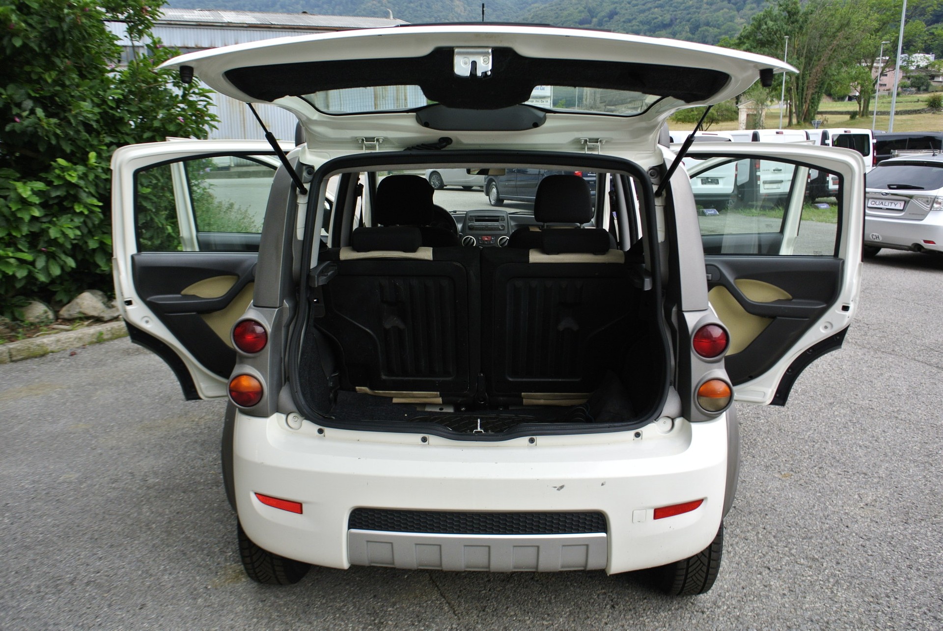 FIAT Panda 1.3 16V JTD Cross 4x4-image-14