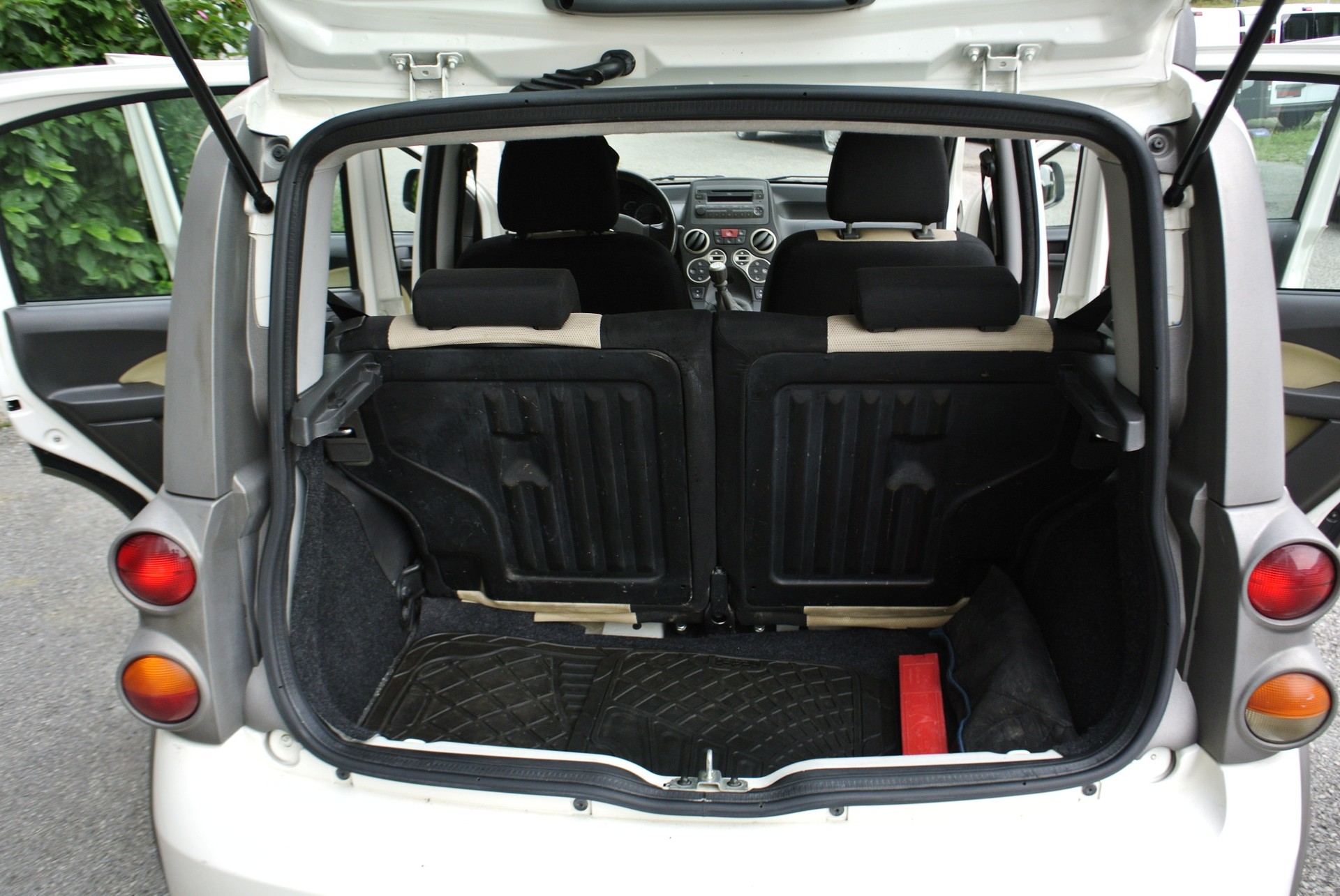 FIAT Panda 1.3 16V JTD Cross 4x4-image-15
