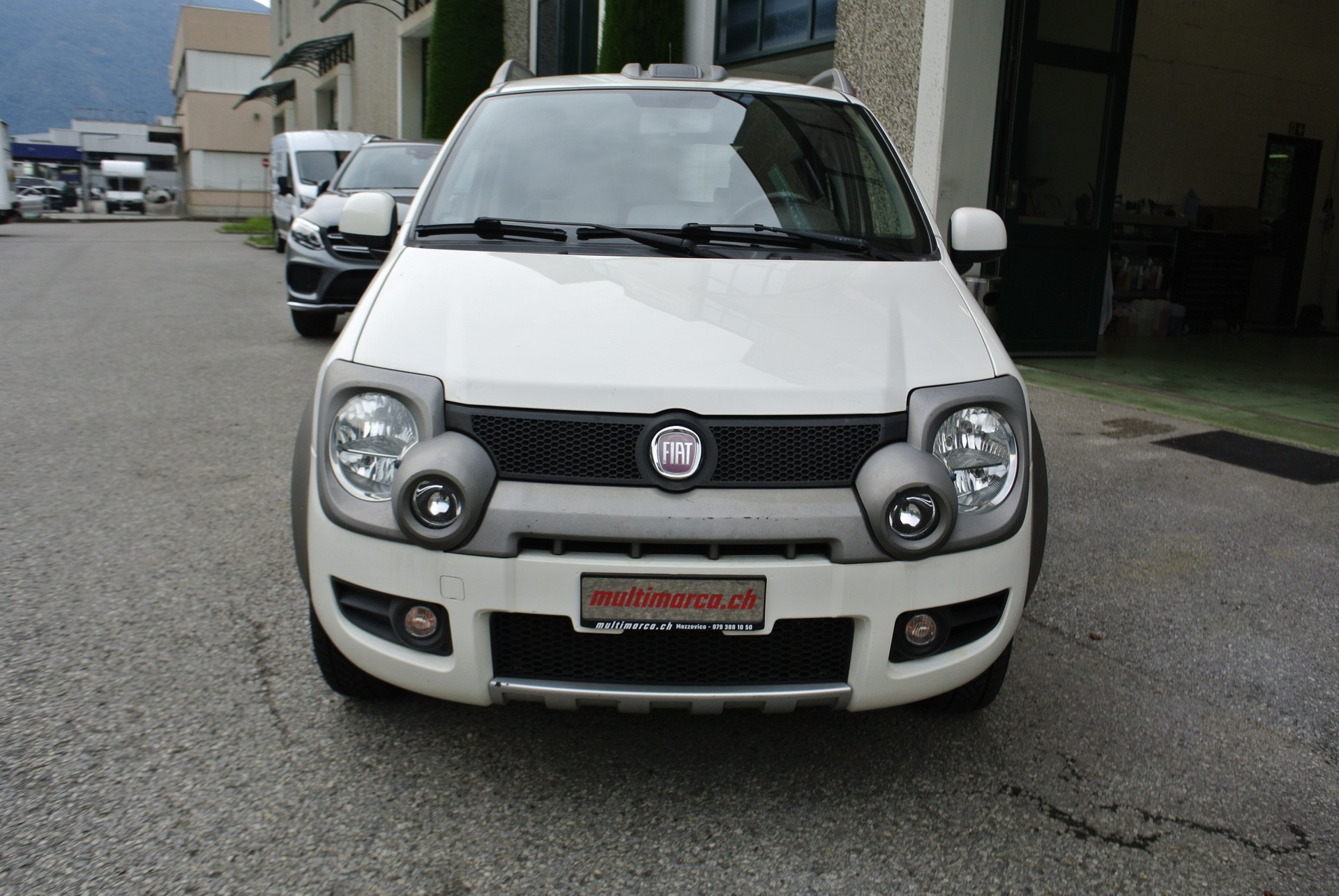 FIAT Panda 1.3 16V JTD Cross 4x4-image-2