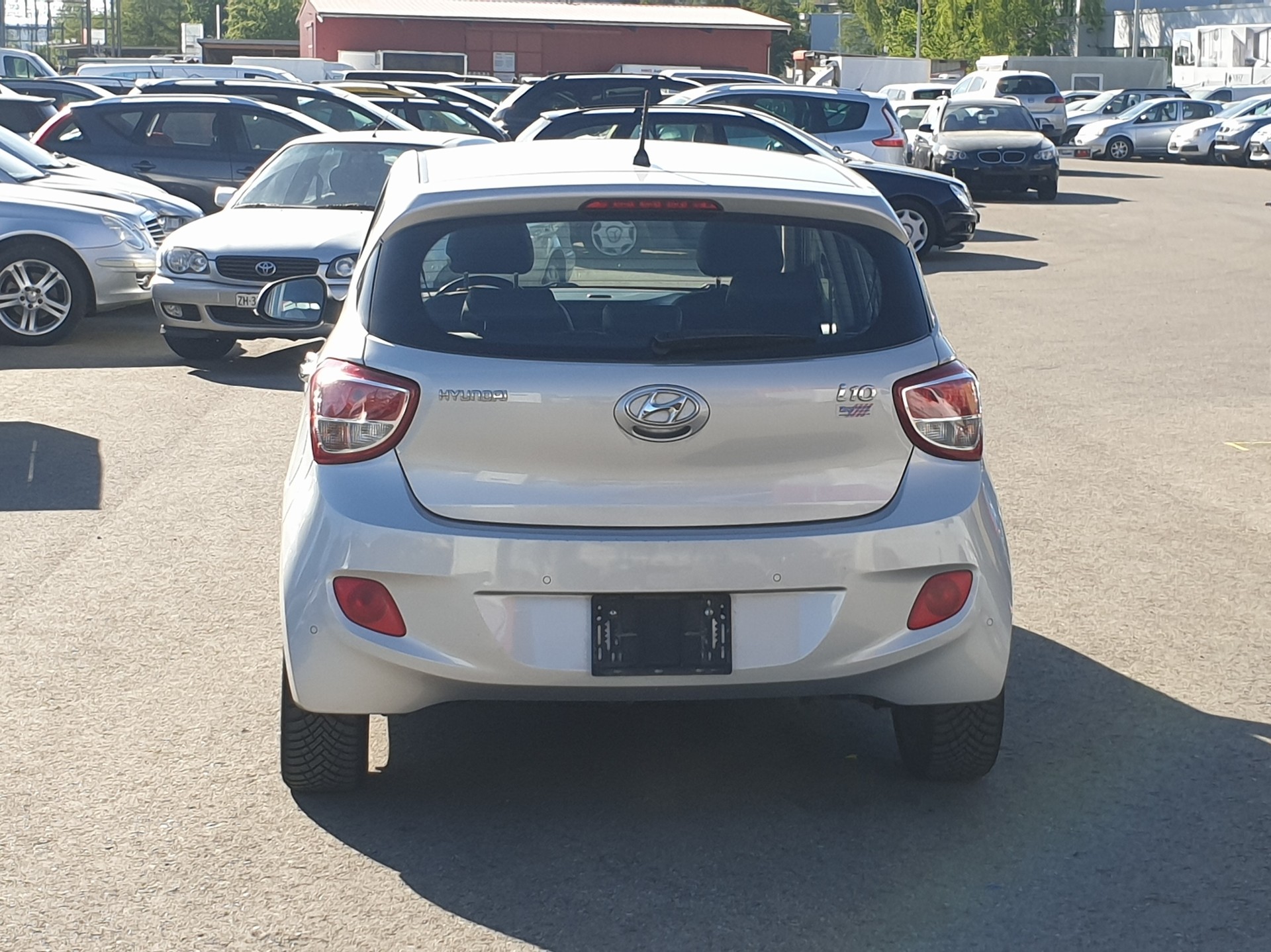 HYUNDAI i10 1.2 Amplia-image-3
