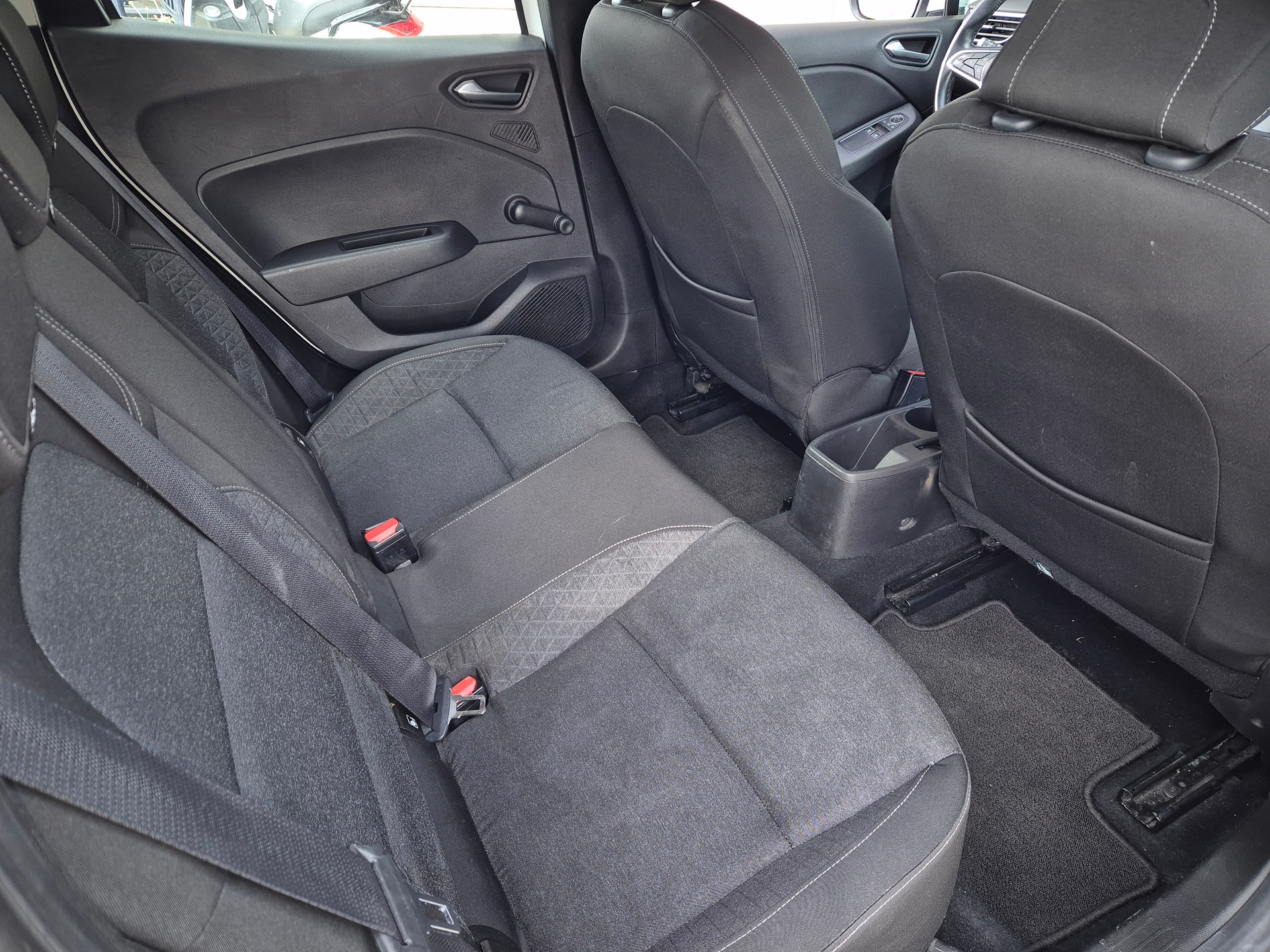 RENAULT Clio 1.0 Business-image-15